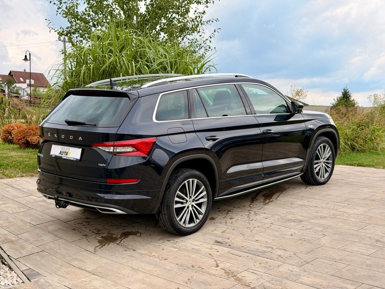 Škoda Kodiaq, L&K 4x4 DSG ČR-PANO-TZ-DPH - fotka 4