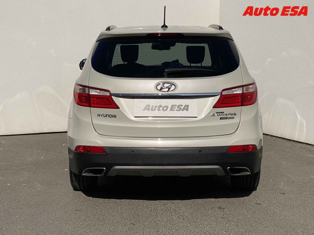 Hyundai Santa Fe, 2.2 CRDi Grand,4x4,AT - fotka 5