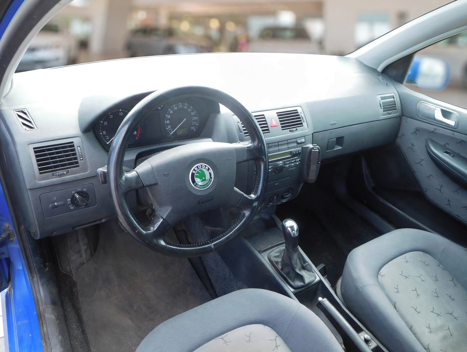Škoda Fabia, 1.4i 16V Excellent, 74 kW - fotka 5