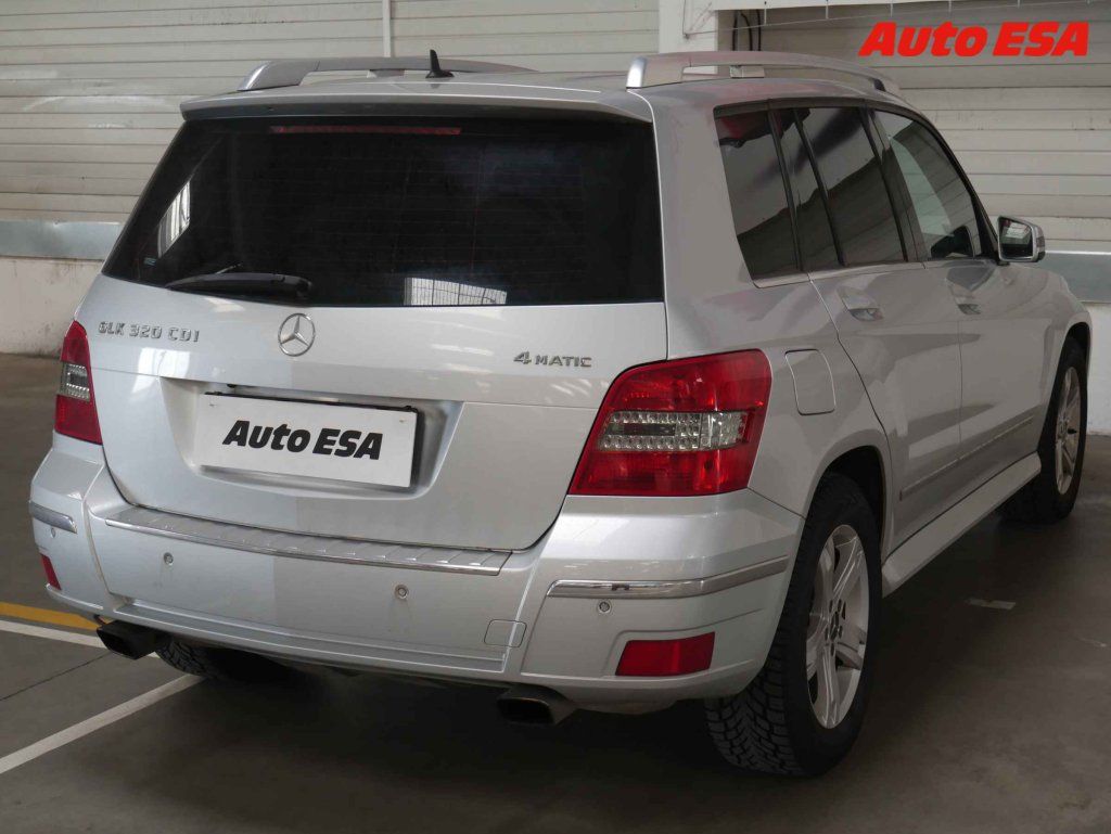 Mercedes-Benz GLK, 3.0 CDi 320 CDi 4Matic,AT - fotka 6