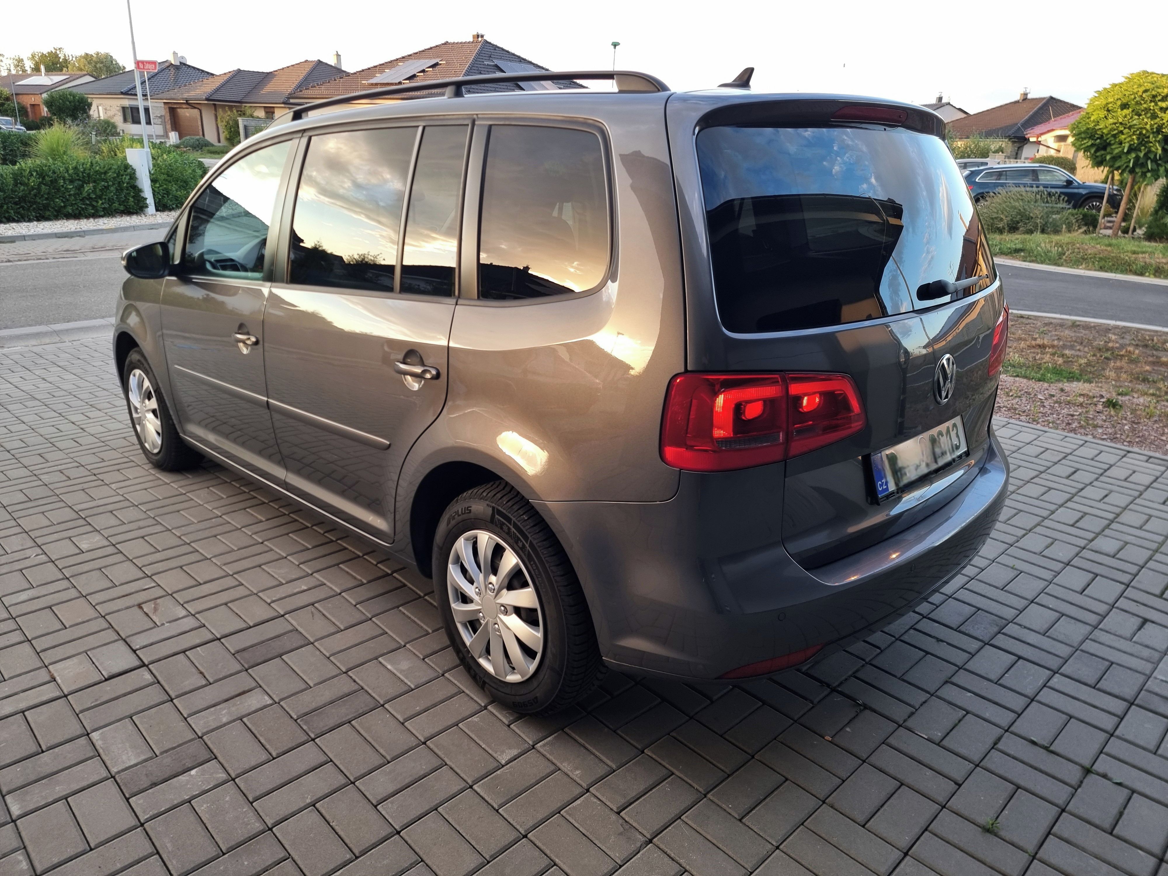 Volkswagen Touran, 1.2TSI | NOVÉ ROZVODY - fotka 6