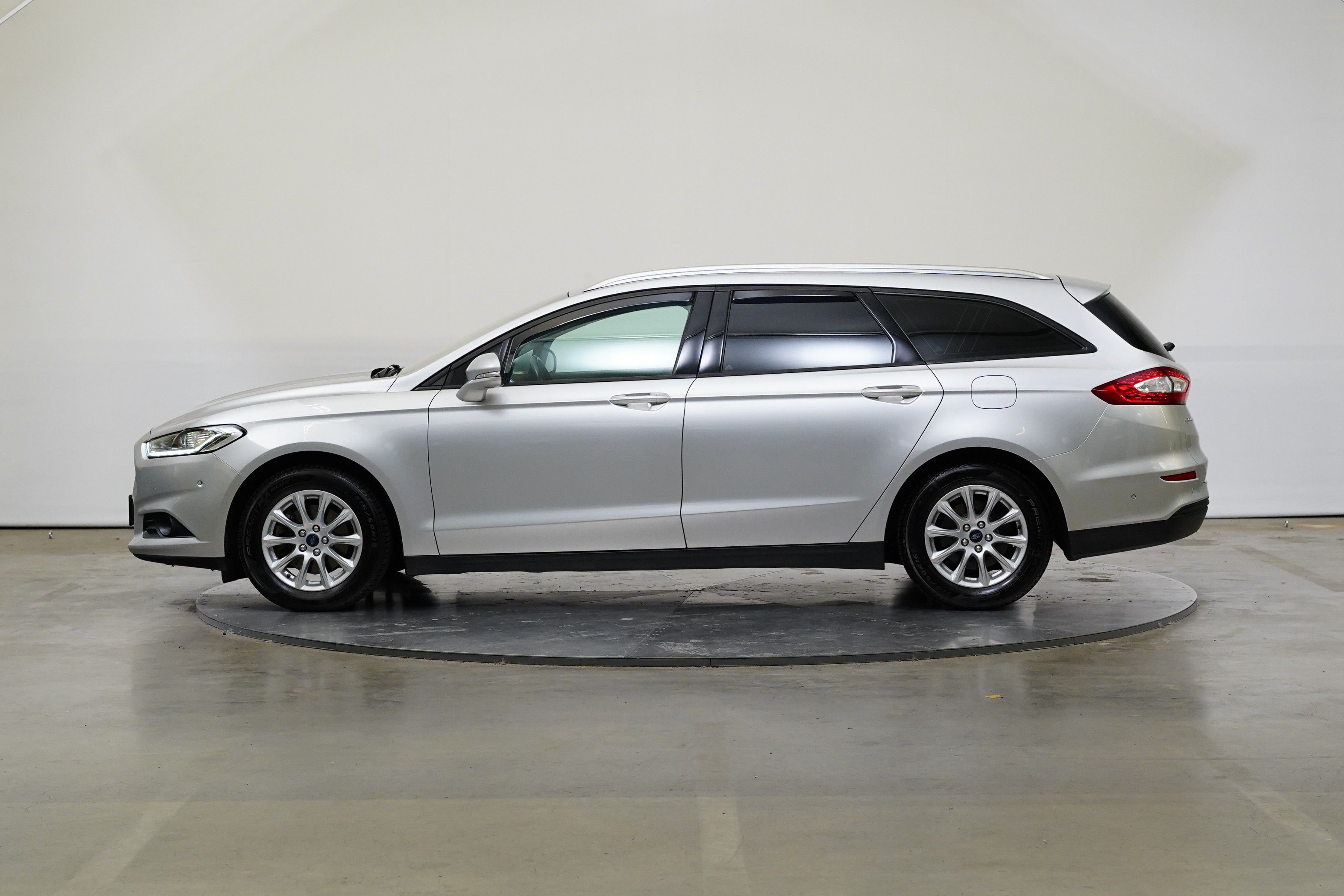 Ford Mondeo, 1.5 TDCi 88kW Business Edition - fotka 3