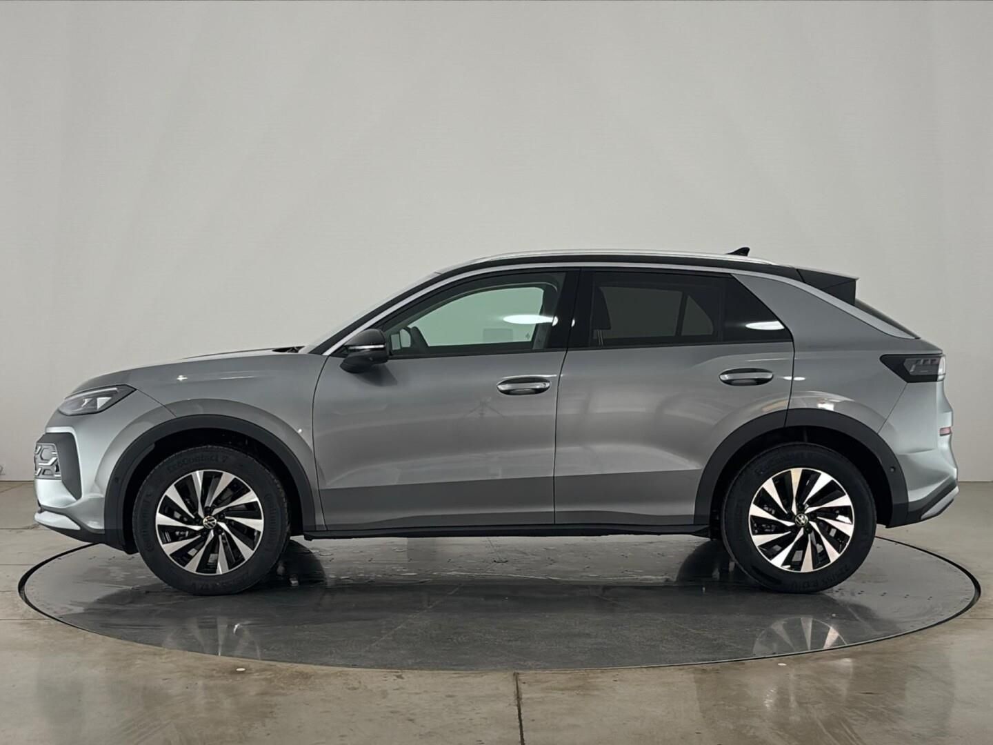 Volkswagen T-Roc, 1.5 eTSi / 85 kW - fotka 3