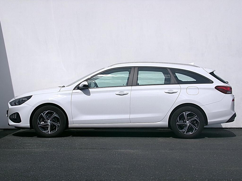 Hyundai i30, Comfort 1.5 81 kW - fotka 3