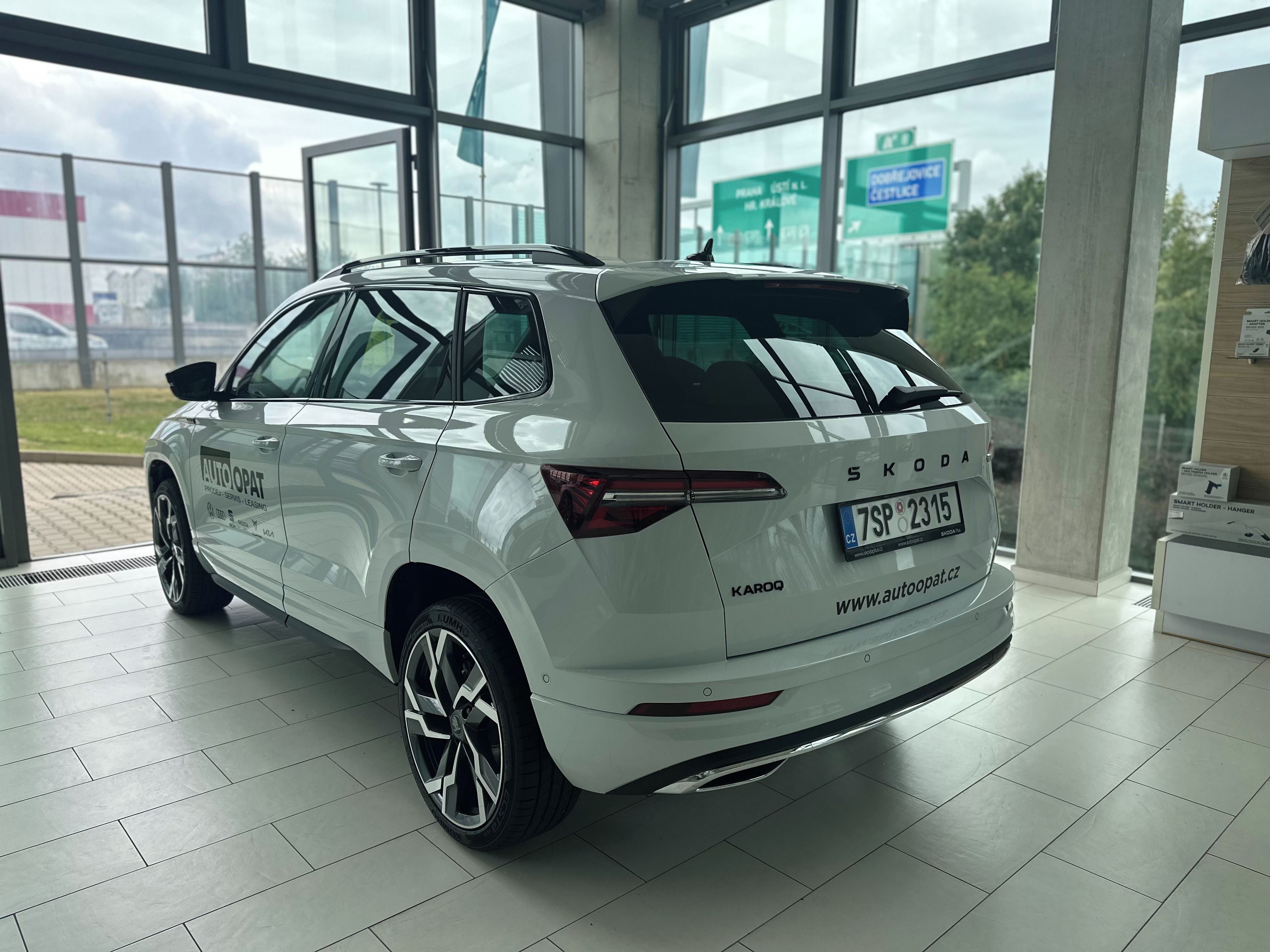 Škoda Karoq, Sportline 1,5 TSI 110 kW - fotka 5