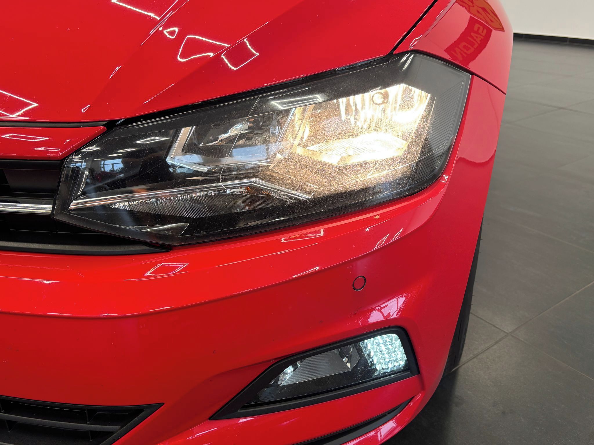 Volkswagen Polo, 1.0 TSI 70 kW, LED, Senzory - fotka 5
