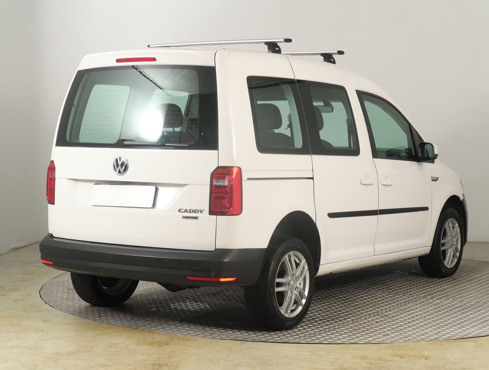 Volkswagen Caddy, 2.0 TDI 4MOTION, 5Míst, Klima - fotka 5