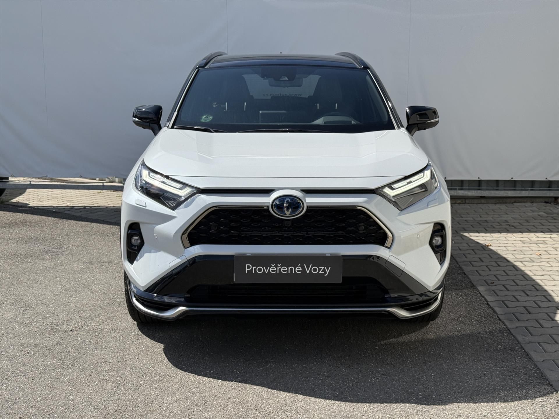 Toyota Rav4, 2,5 Executive, 4x4, PHEV - fotka 2