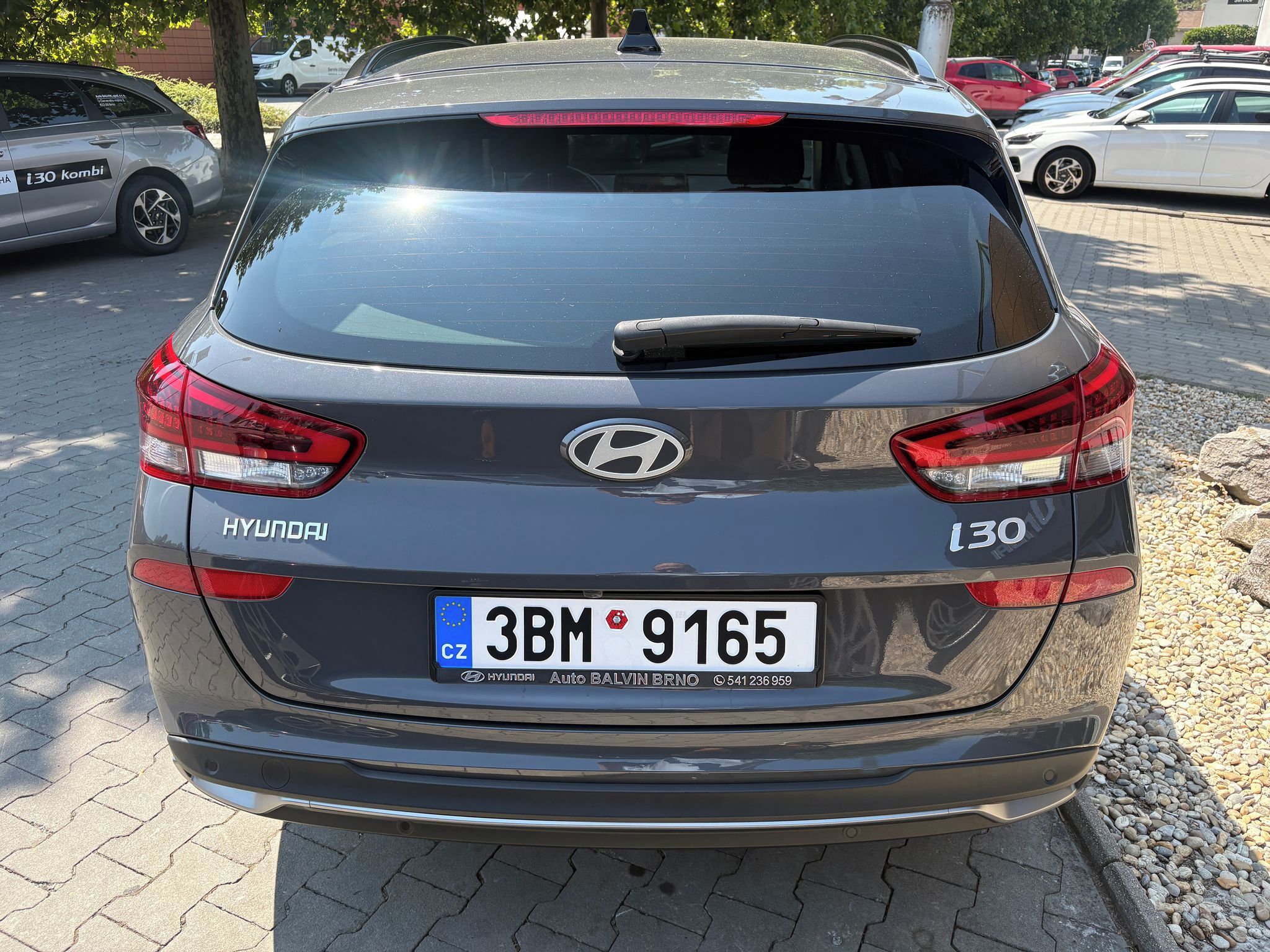 Hyundai i30, Style 1.5i 70kW - fotka 3