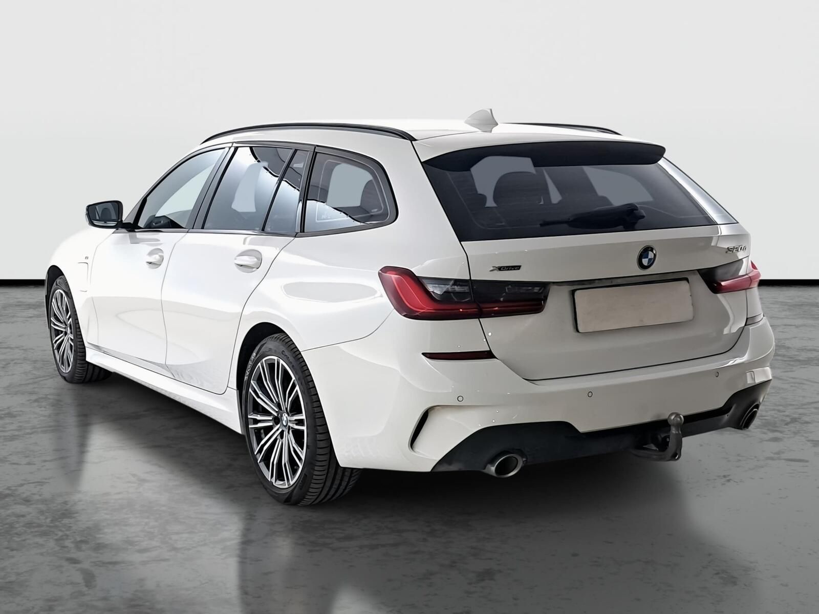 BMW Řada 3, 320 e xDrive, 4X4, Automat - fotka 4