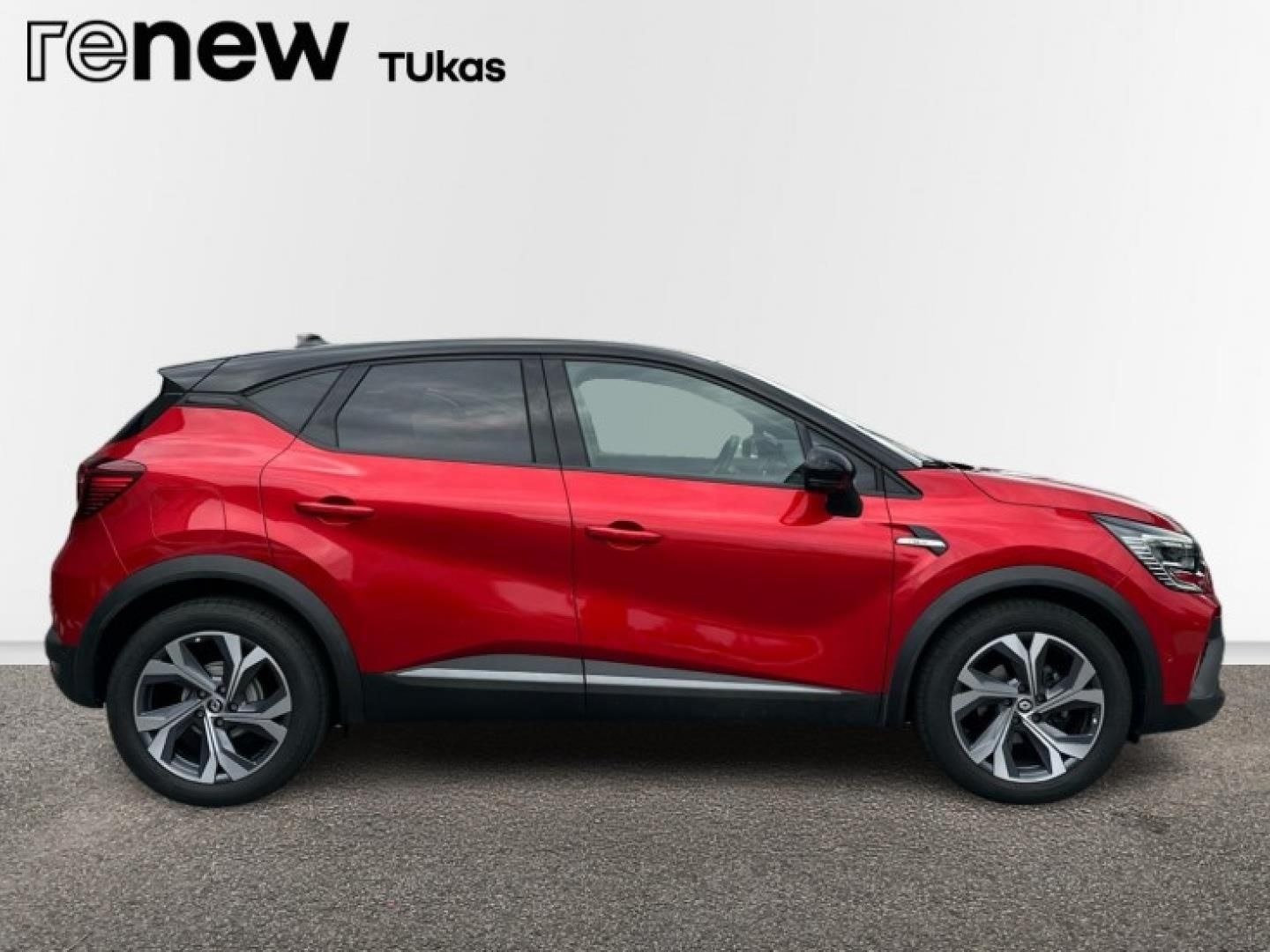 Renault Captur, 1.3TCe 160 118kW R.S.Line - fotka 4