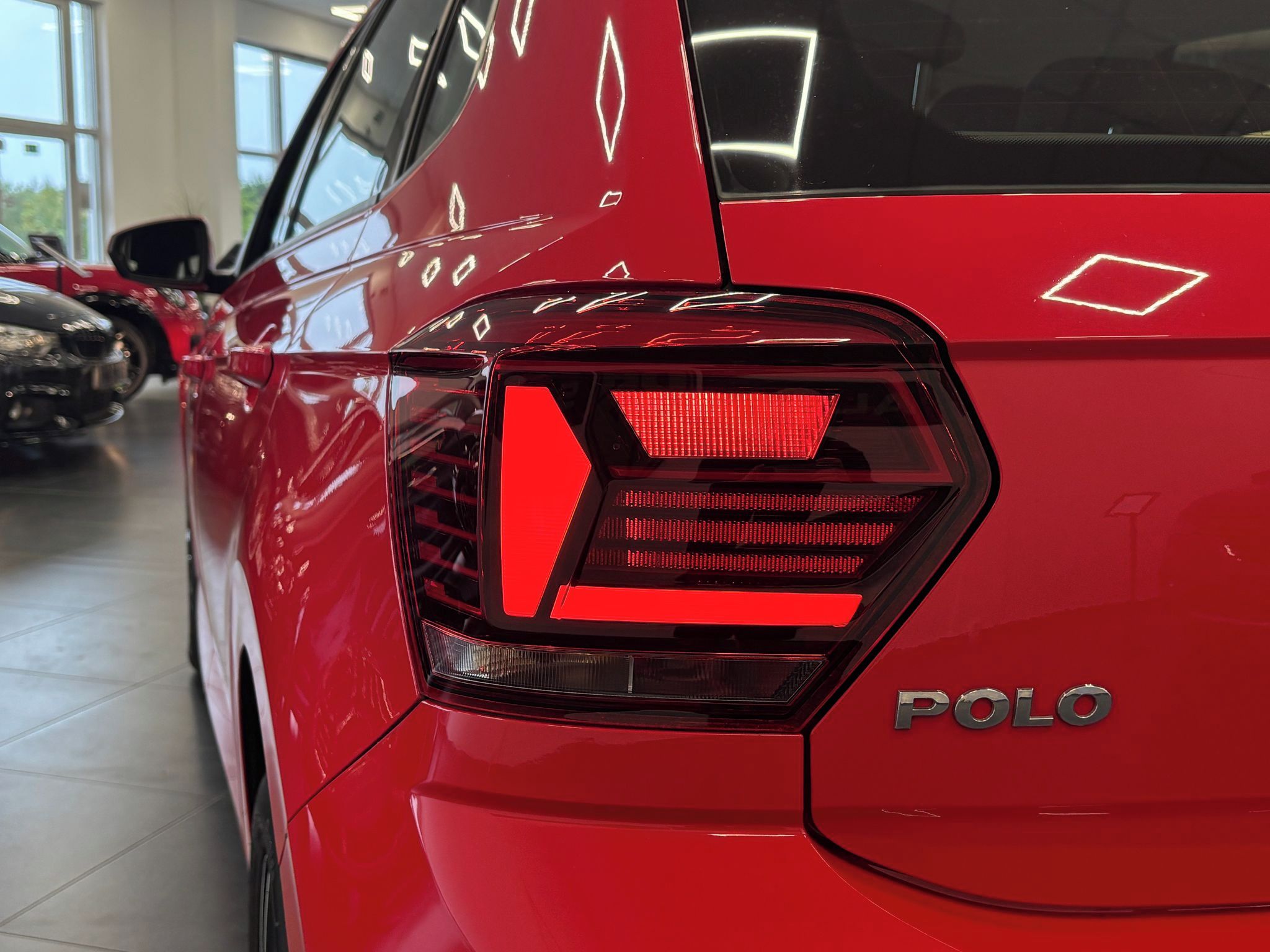 Volkswagen Polo, 1.0 TSI 70 kW, LED, Senzory - fotka 6