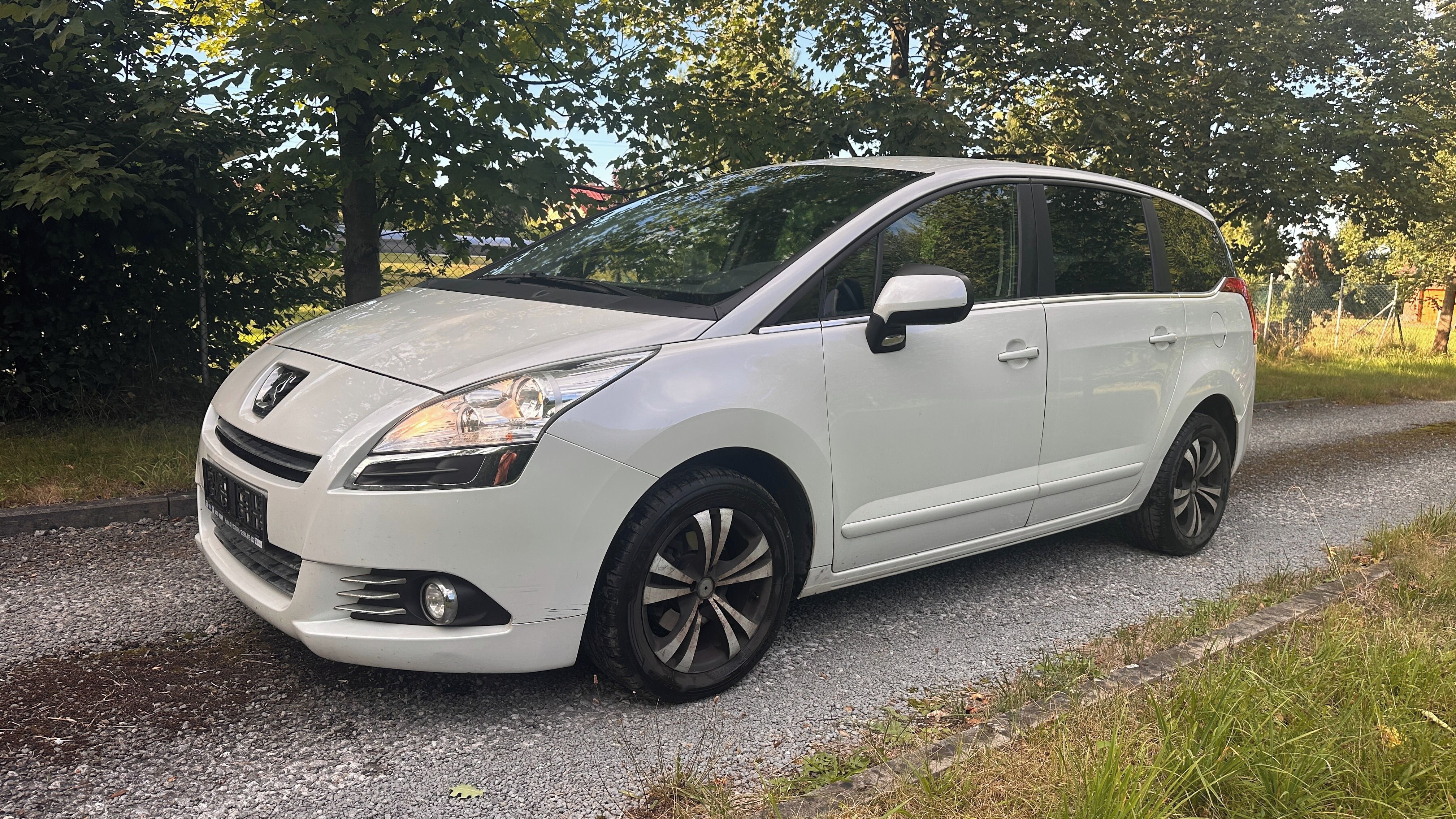 Peugeot 5008 - fotka 3