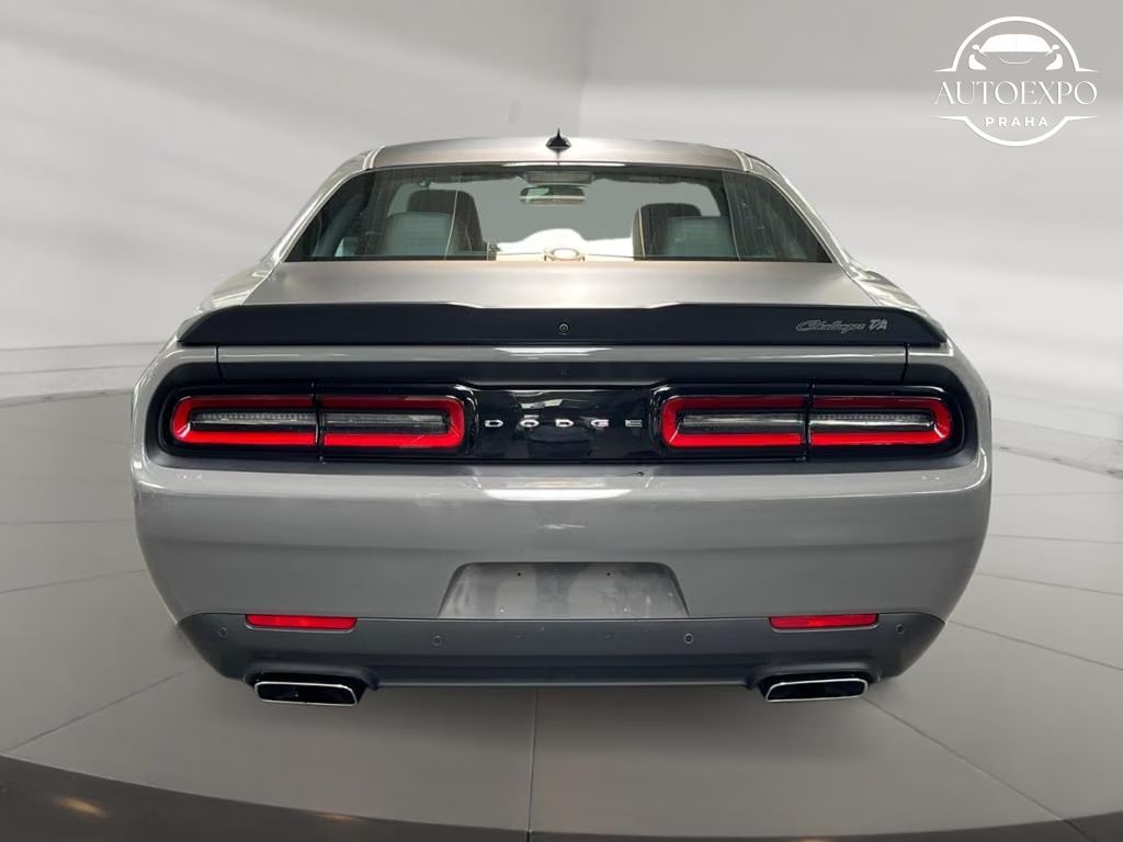 Dodge Challenger, 5.7 R/T - fotka 5