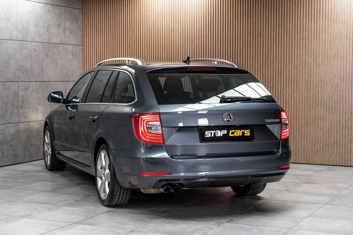 Škoda Superb, 2.0 TDI DSG AMBITION BUSINESS - fotka 4