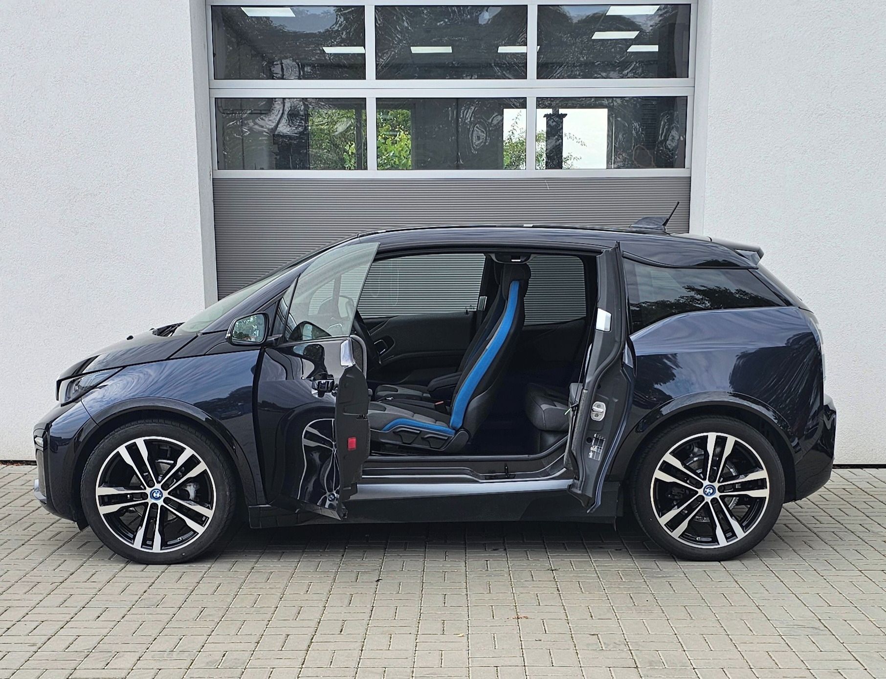 BMW i3, 120Ah, SoH 98% - fotka 5