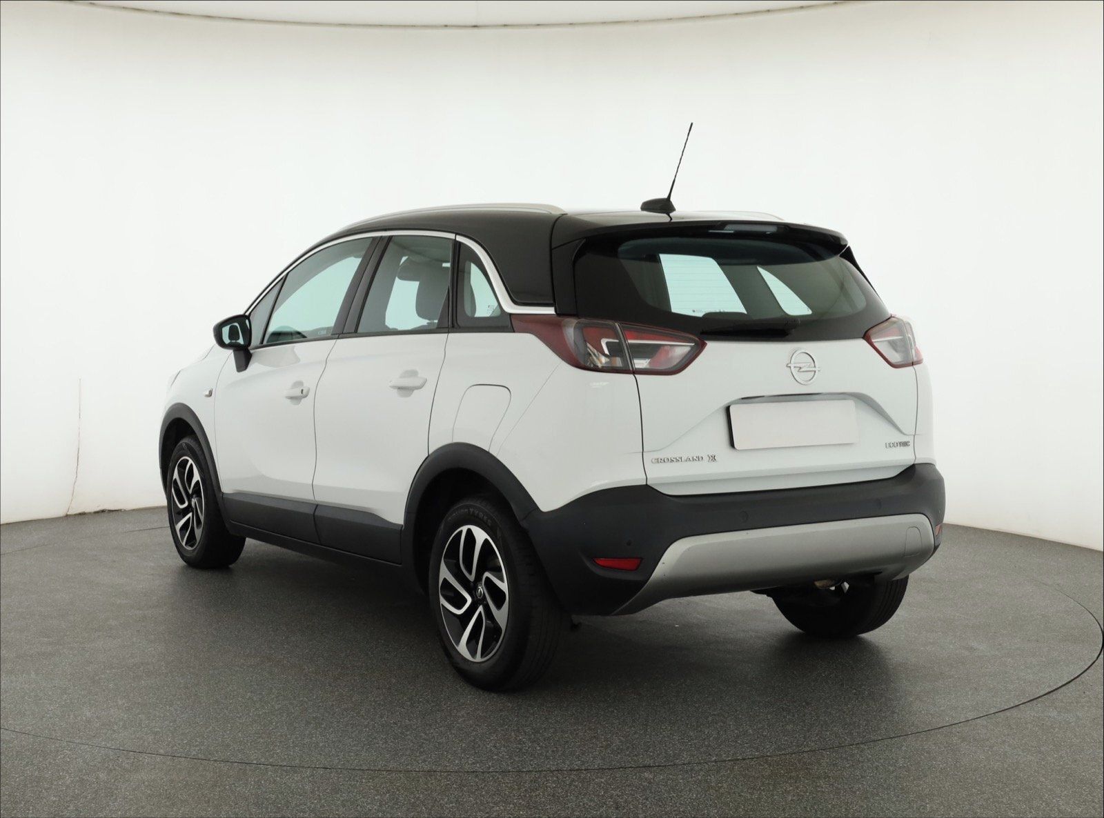 Opel Crossland, 1.2 Turbo, ČR,1.maj - fotka 4