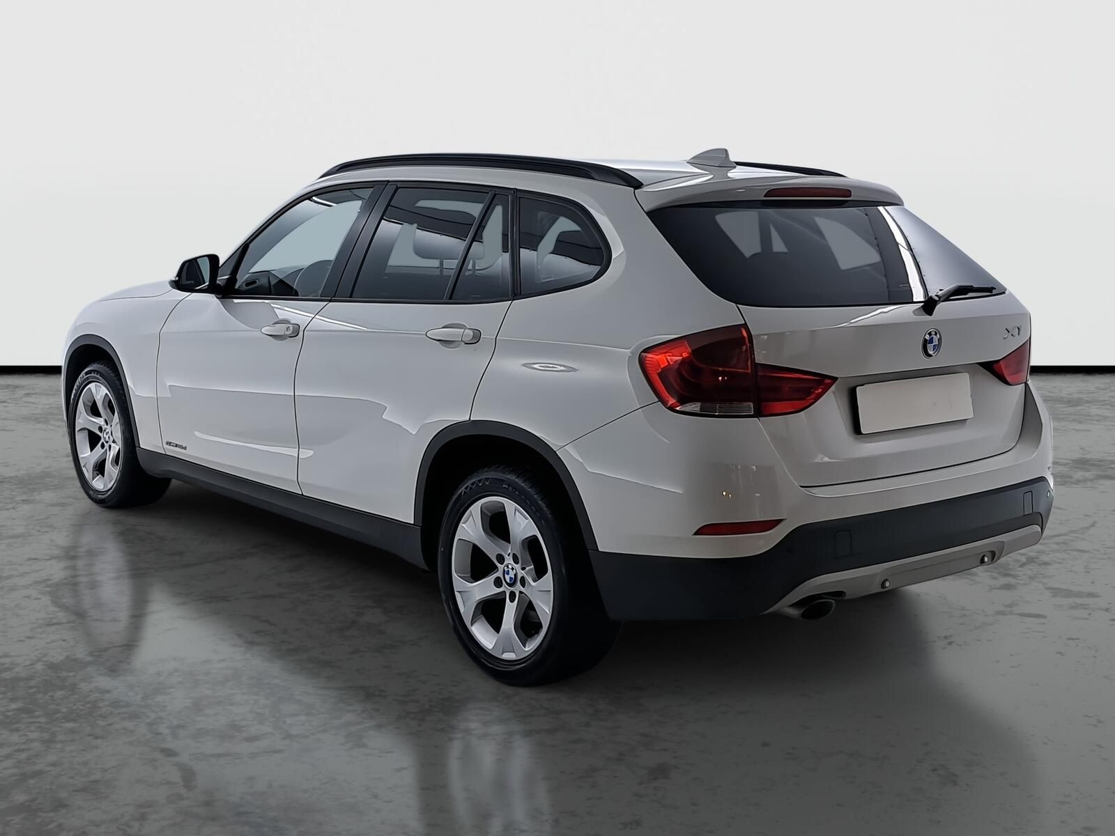 BMW X1, sDrive16d, Park. senzory - fotka 4