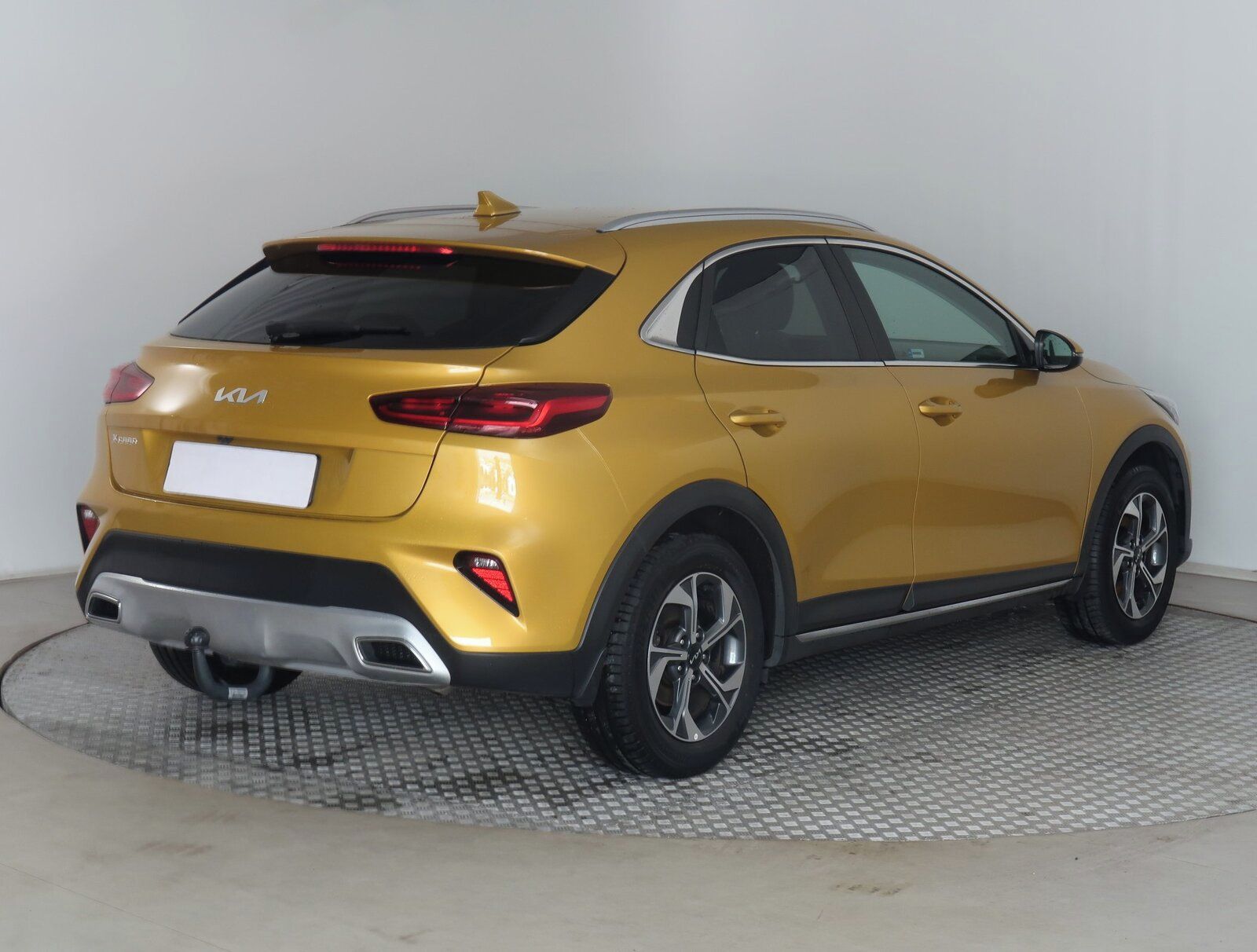 Kia XCee´d, 1.5 T-GDI, Záruka, ČR,1.maj - fotka 5