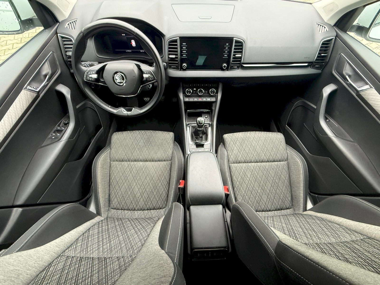 Škoda Karoq, 1.0TSi 81kW/110PS Style - fotka 5