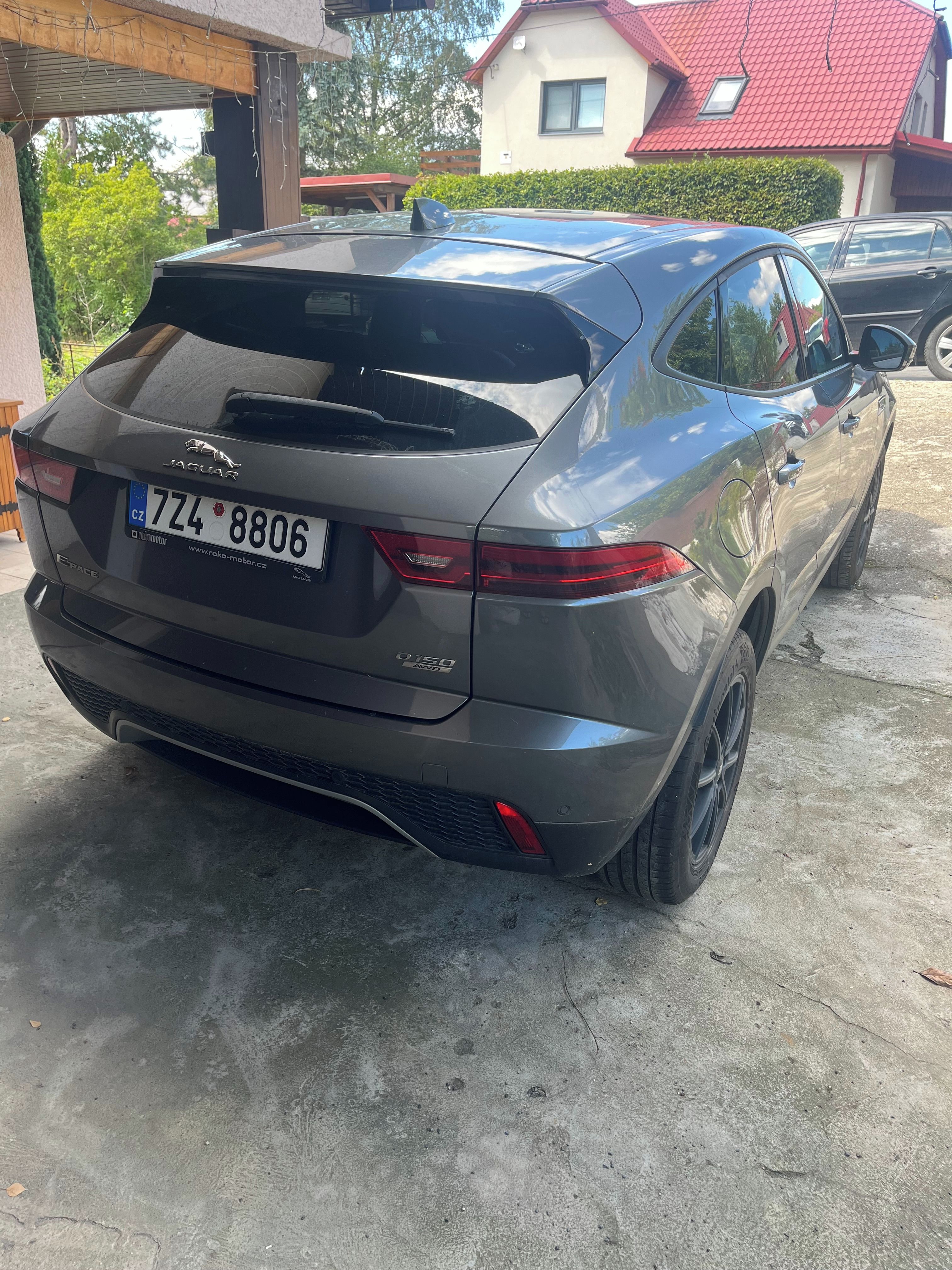 Jaguar E-Pace, D150, 2.0 AWD - fotka 5