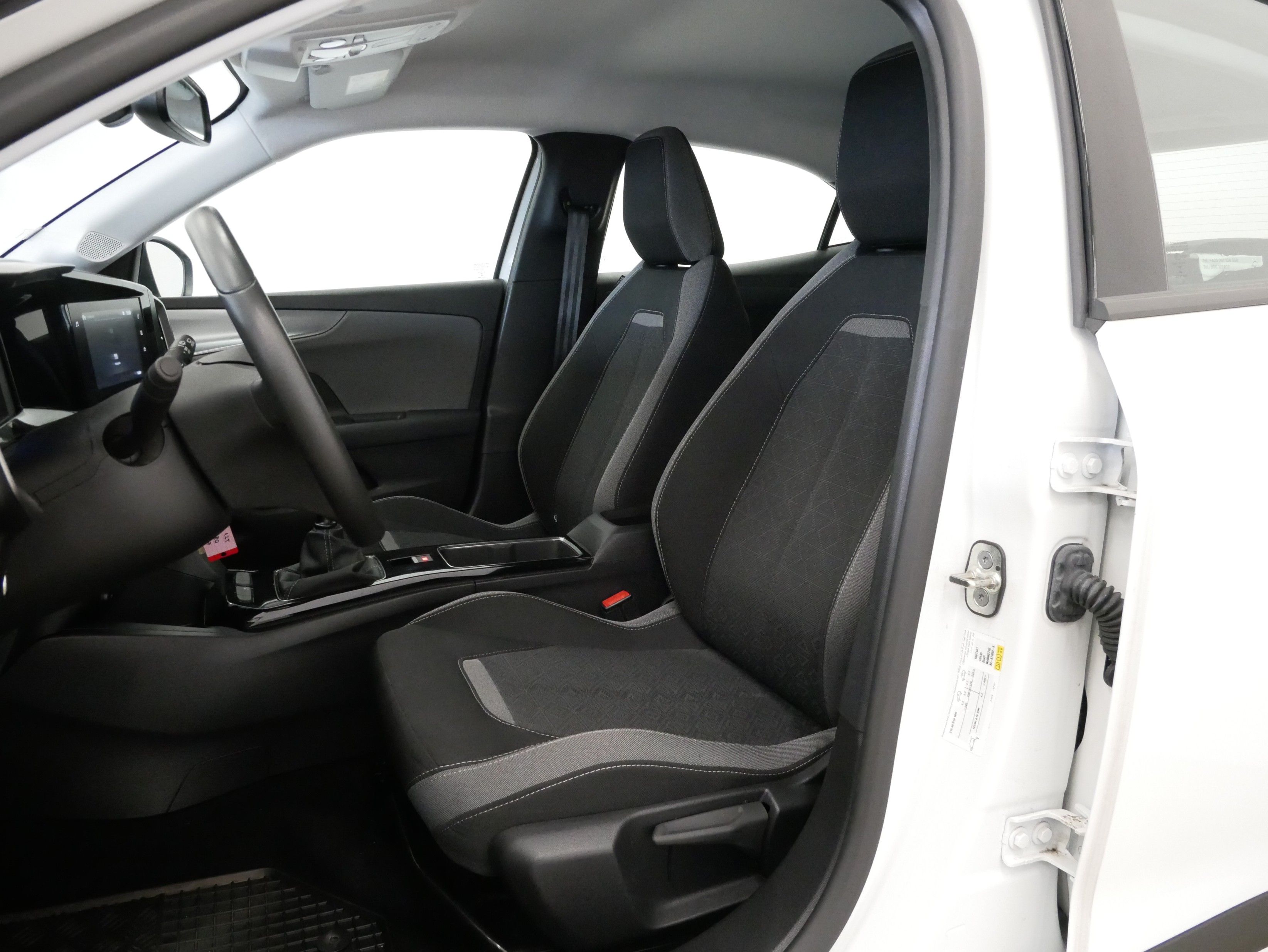 Opel Mokka, 1.2 Turbo 74 kW Edition - fotka 6
