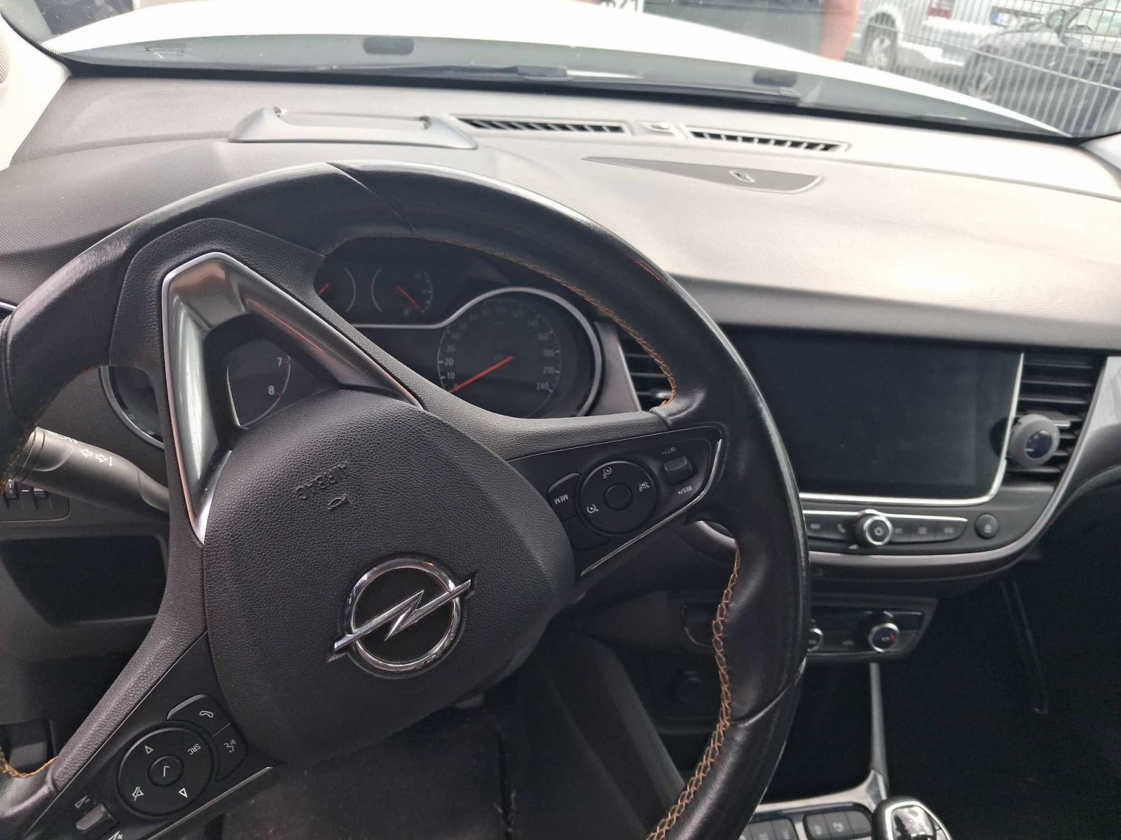 Opel Crossland, 1.2 Turbo, Serv.kniha, Kůže - fotka 3