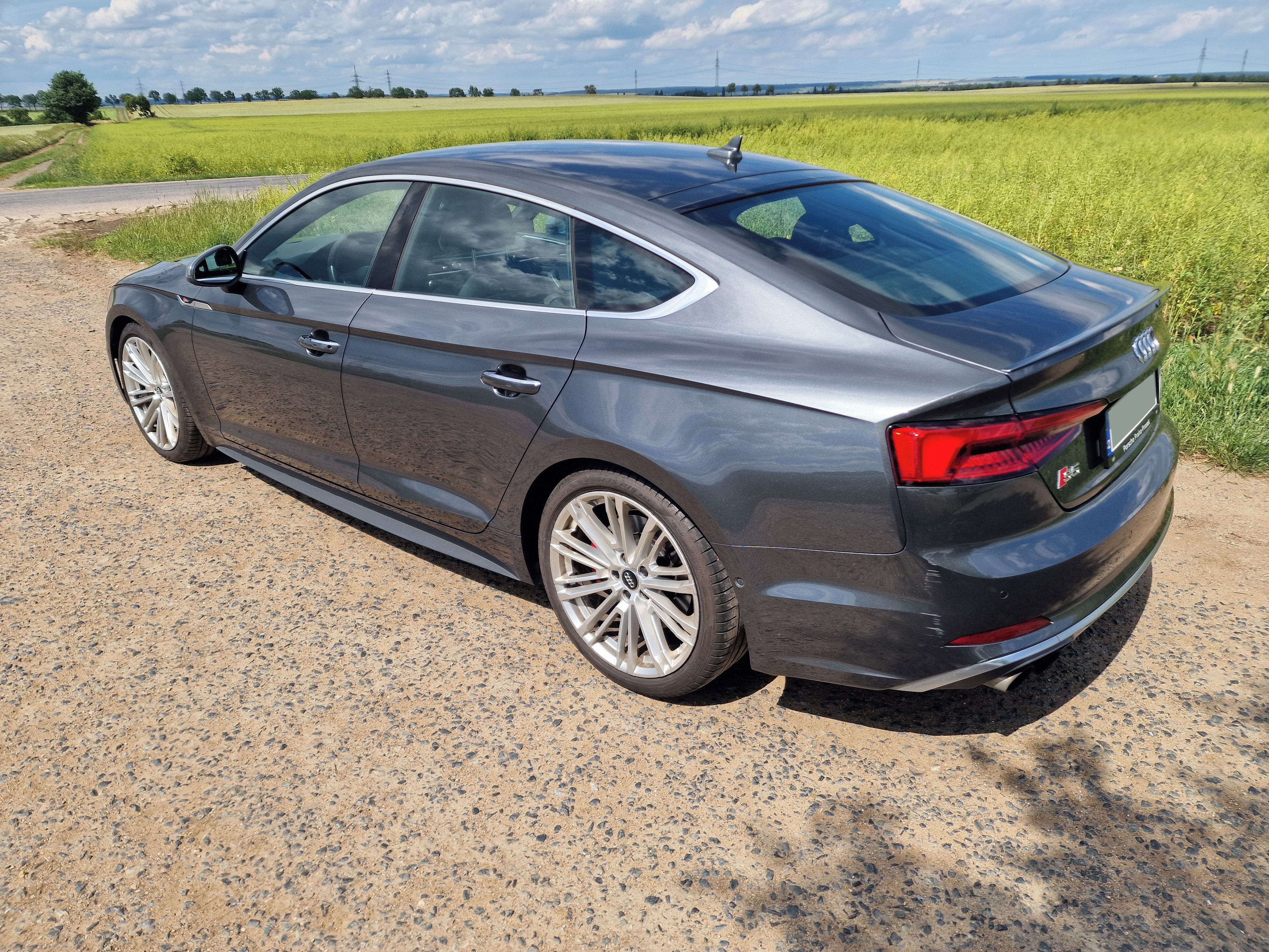 Audi S5, Sportback 260kW, 1.maj, bezOPF - fotka 4