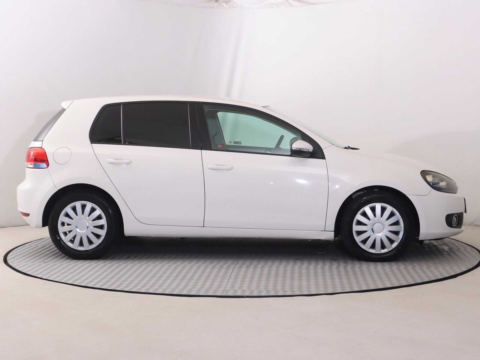 Volkswagen Golf, 1.6 TDI, Automat - fotka 6