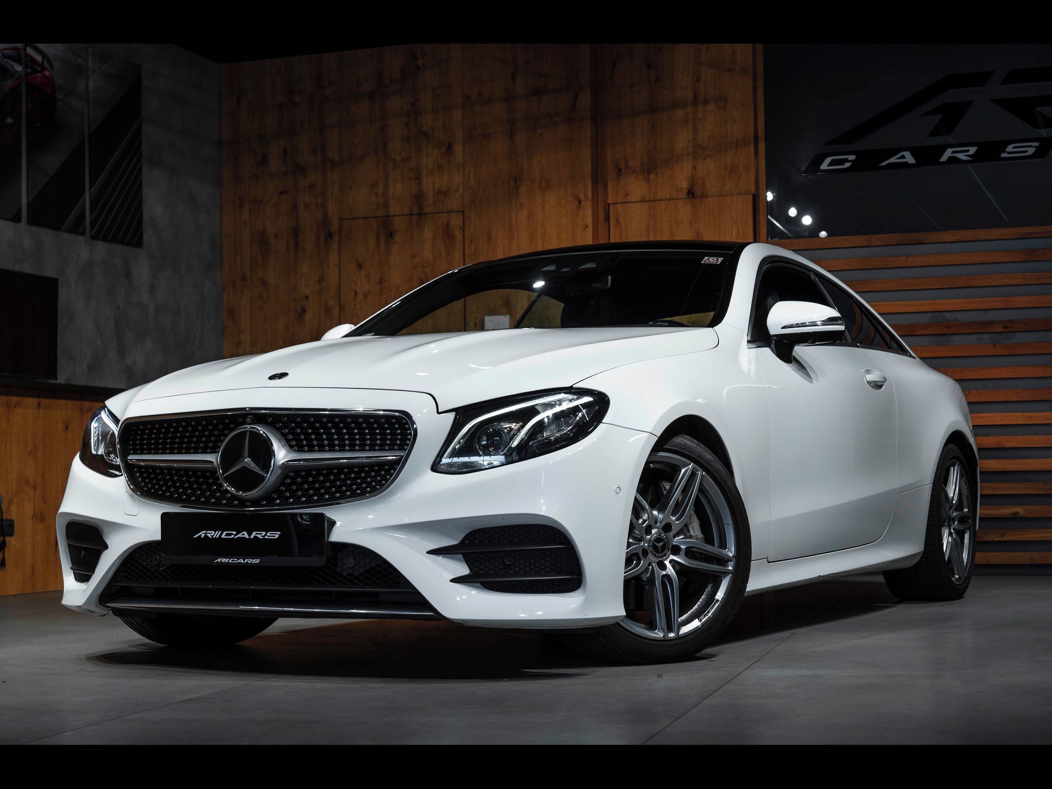 Mercedes-Benz Třídy E - fotka 4