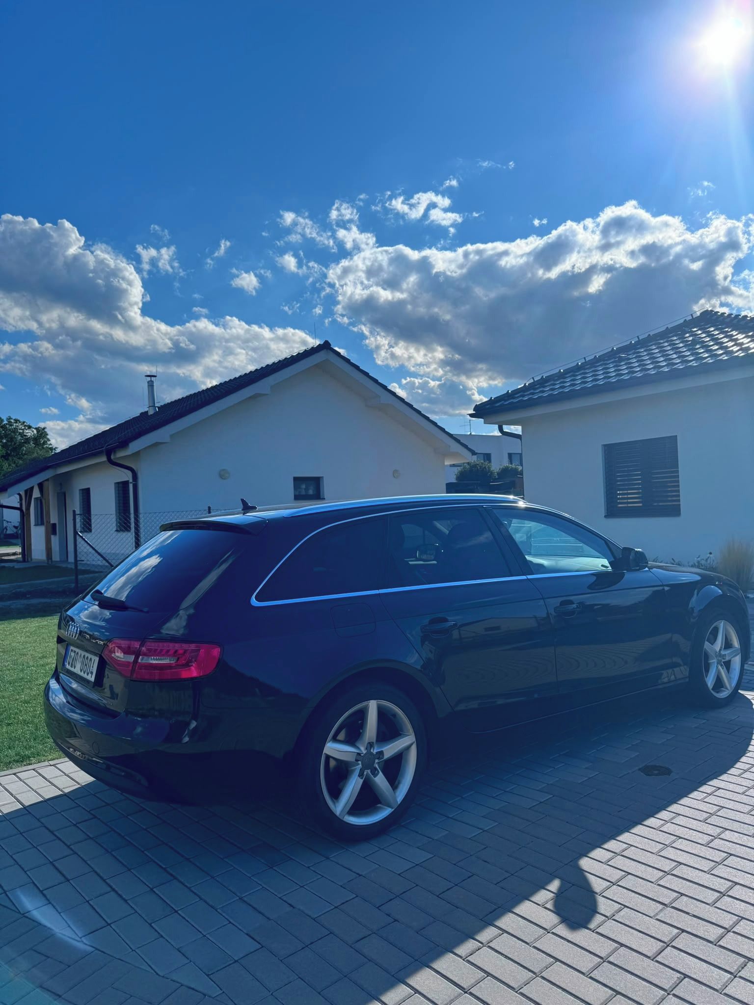Audi A4 Avant, 2.0TDI - fotka 5