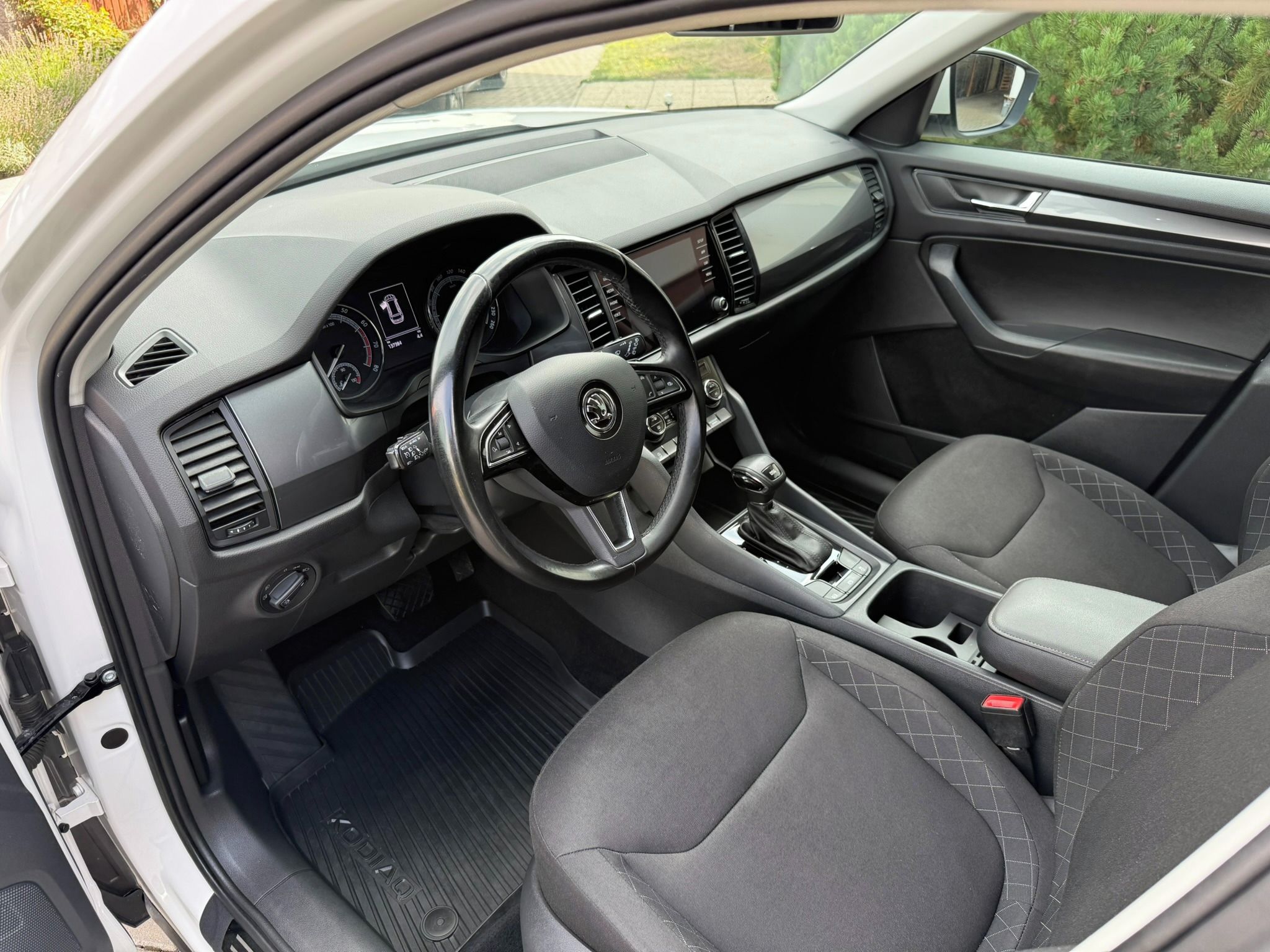 Škoda Kodiaq, 110 kW, DSG, 7 míst, el. tažné - fotka 5