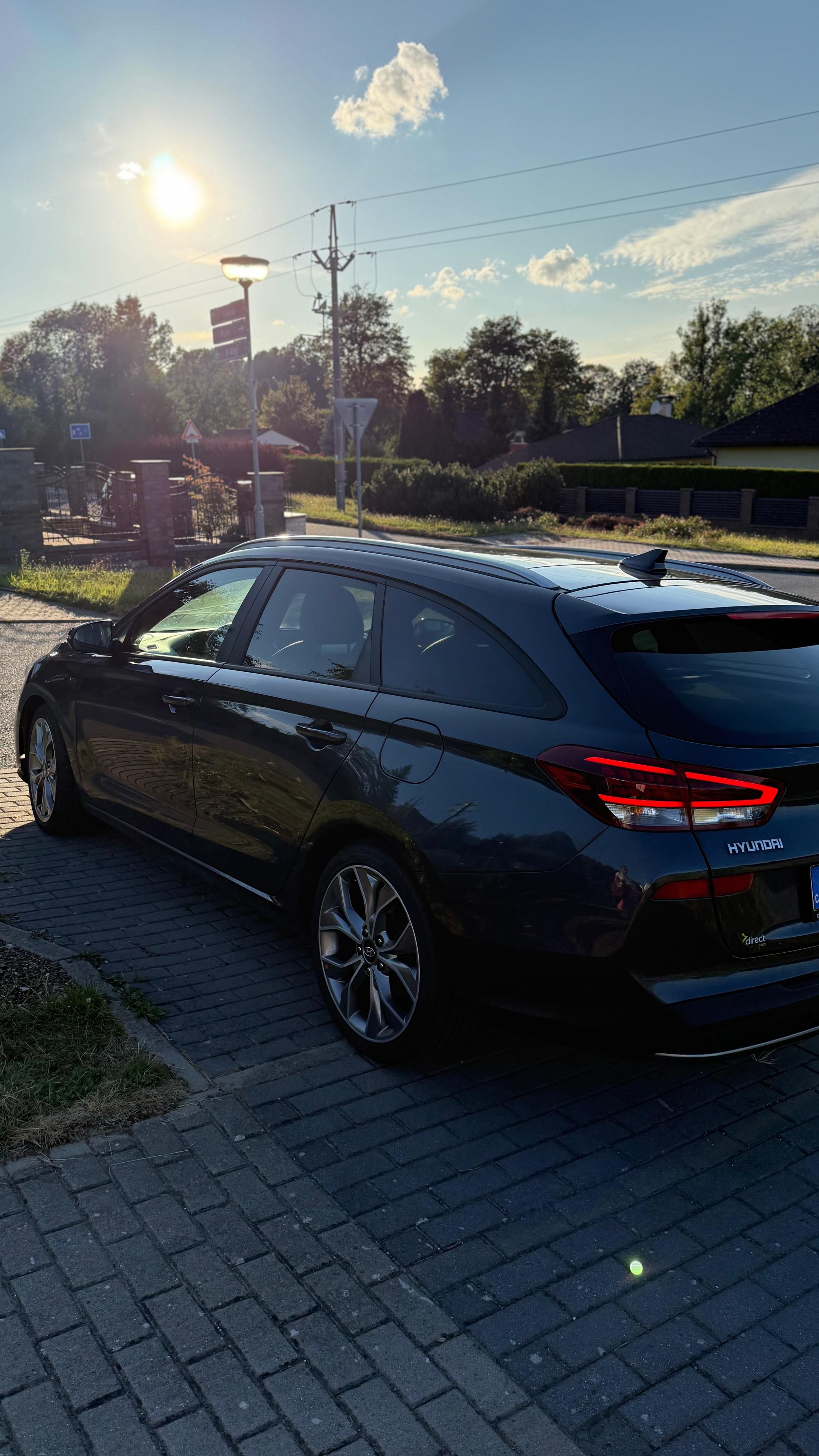 Hyundai i30, 1.6 CRDi MHEV - servisováno - fotka 4