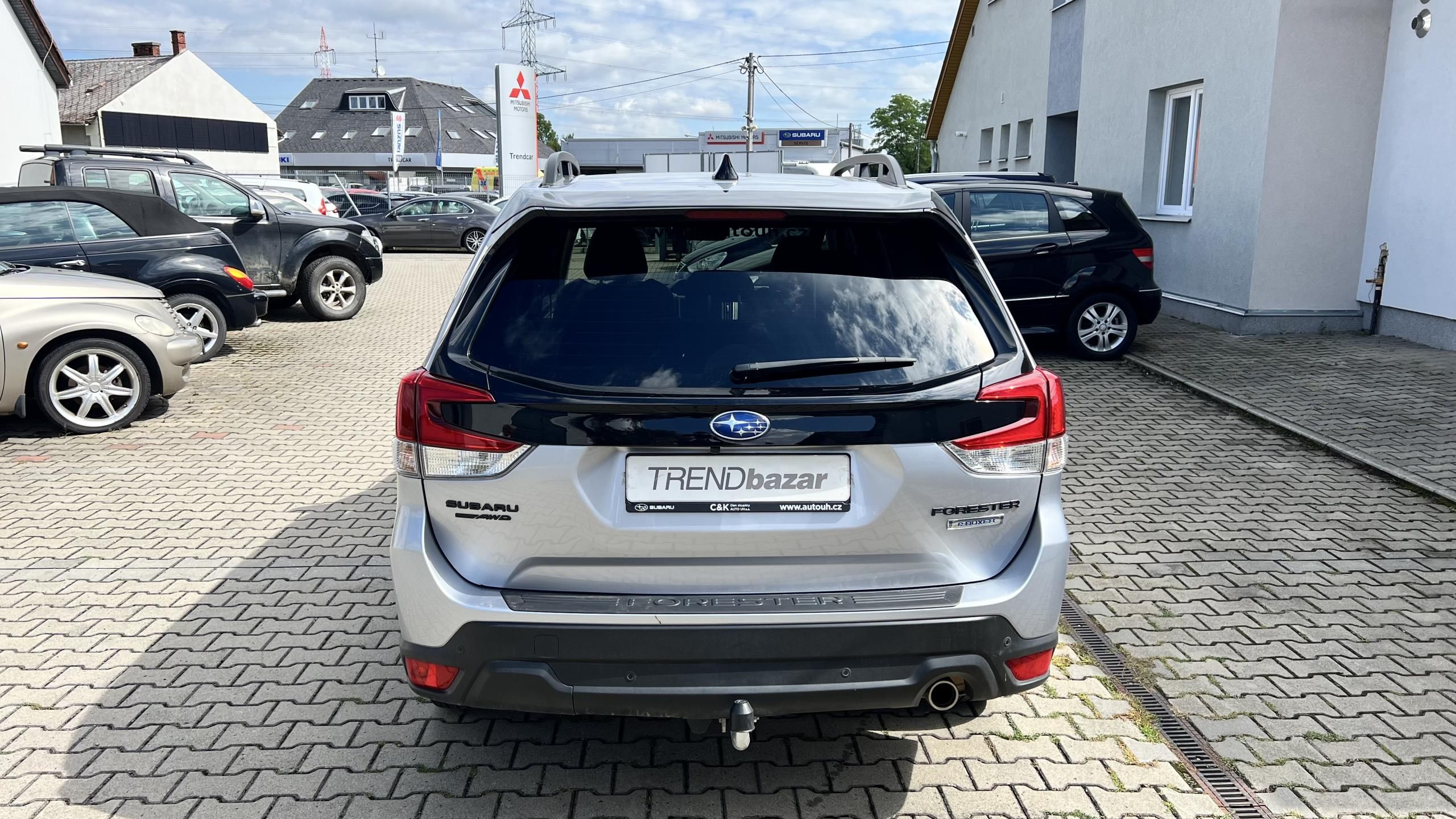 Subaru Forester, 2.0 E-BOXER EXECUTIVE - fotka 5