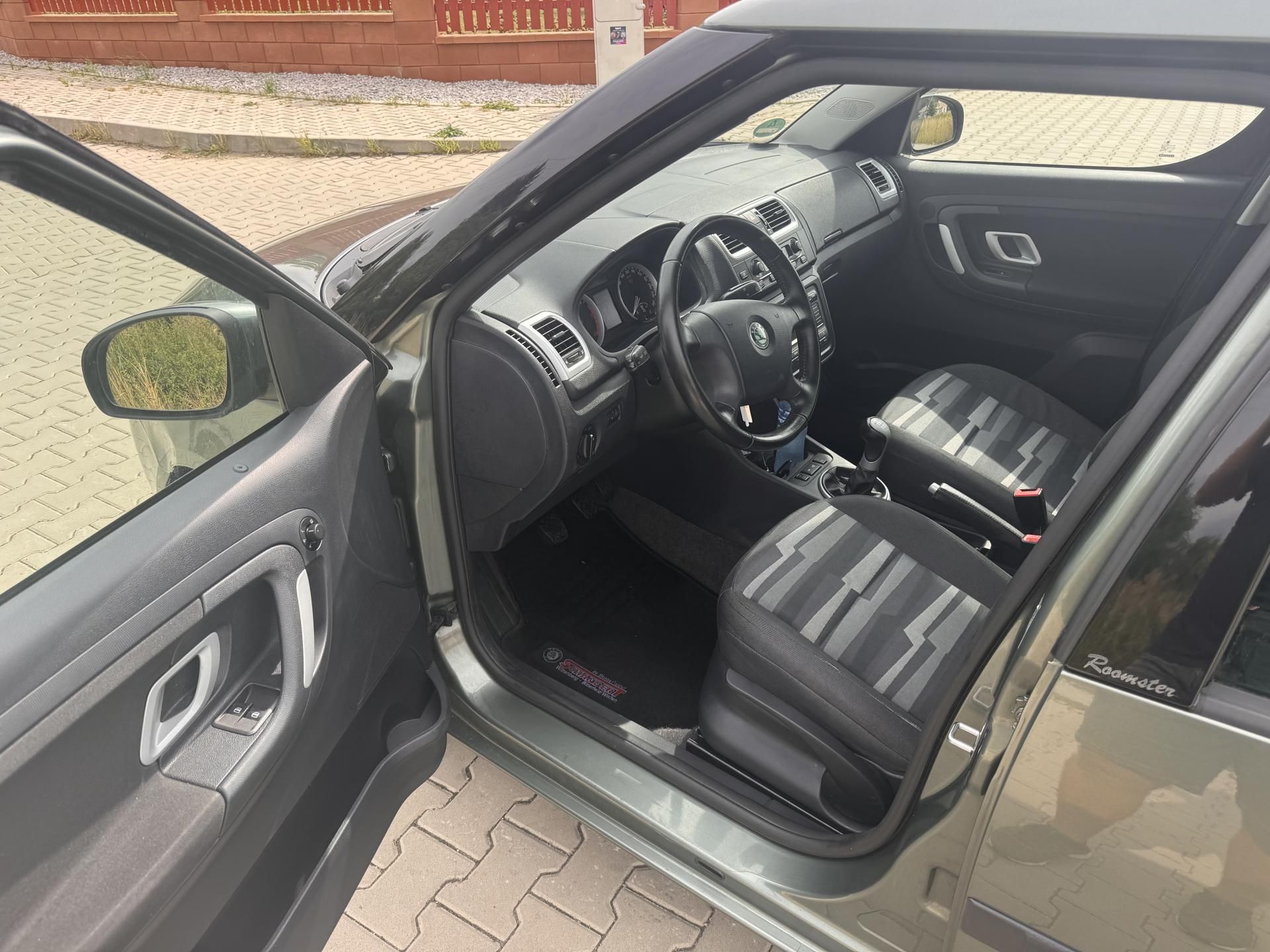 Škoda Roomster, 1.4TDI 59KW STYLE - TAŽNÝ - fotka 6