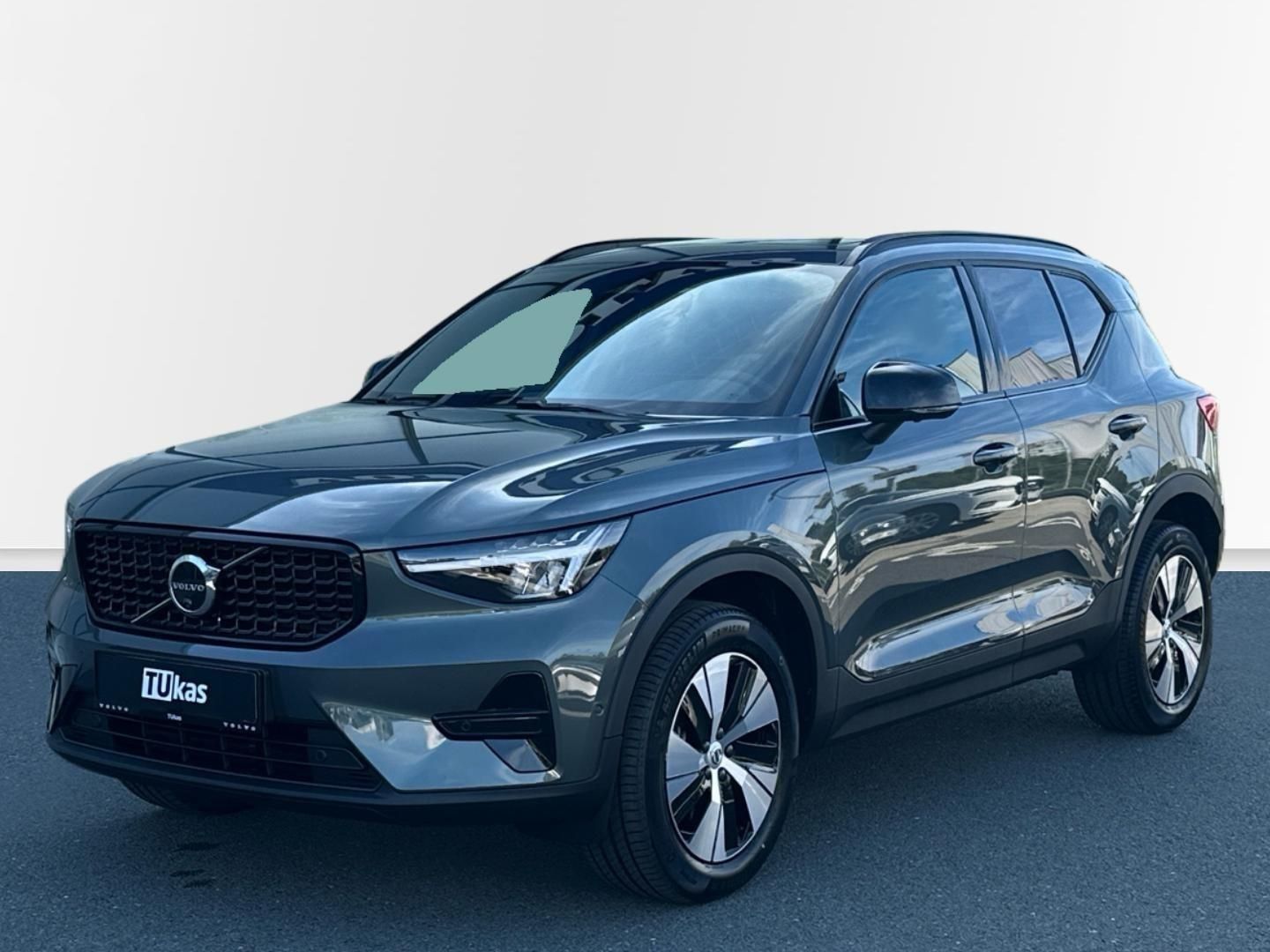 Volvo XC40, 2.0B3 120kW PLUS DARK