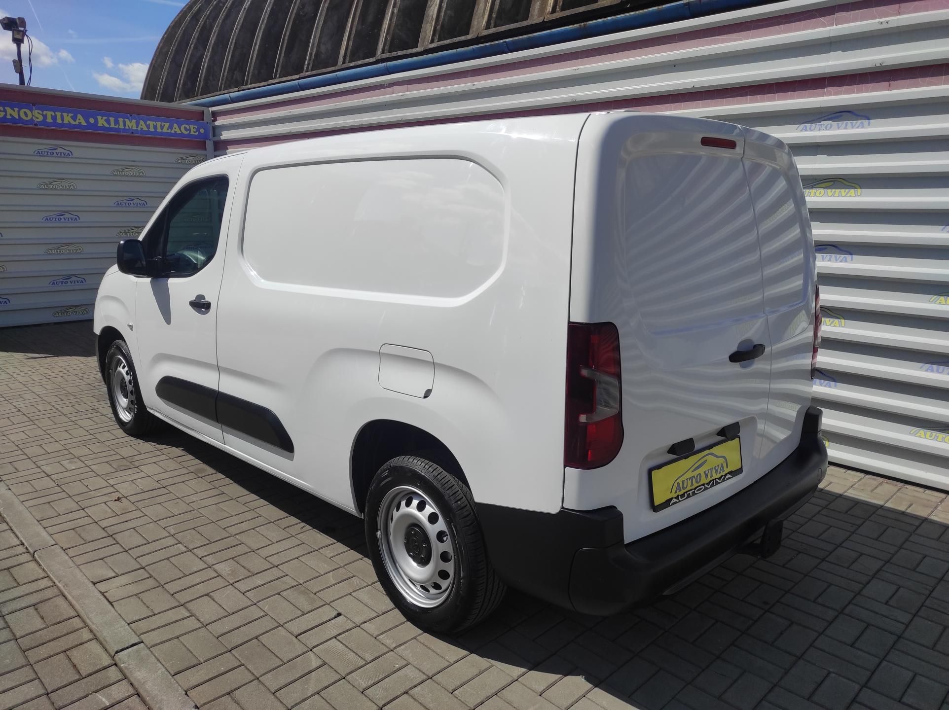 Toyota Proace City, 1,5D-4D 75kW L2, 1 maj., ČR - fotka 3