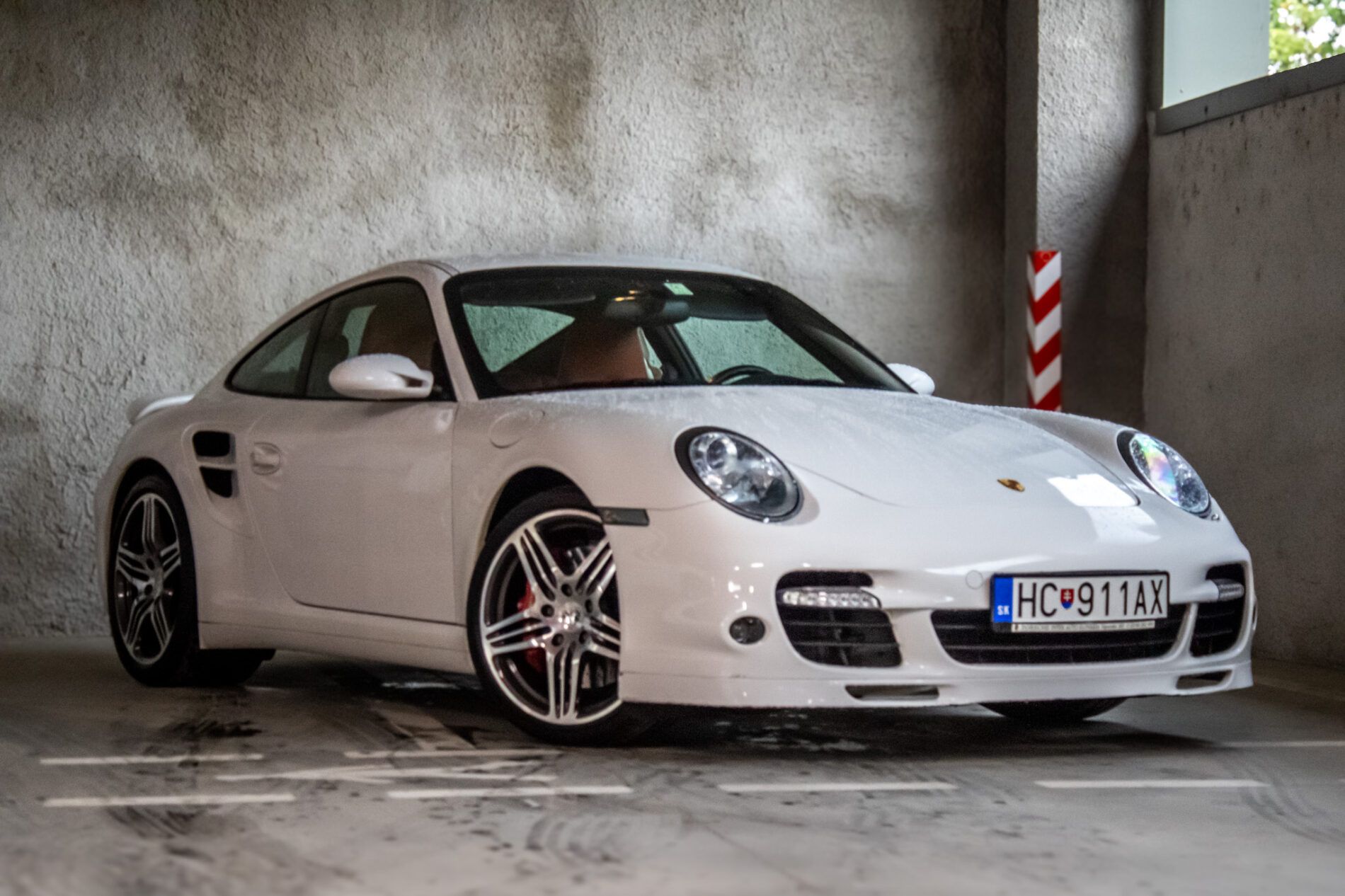 Porsche 911 - fotka 3