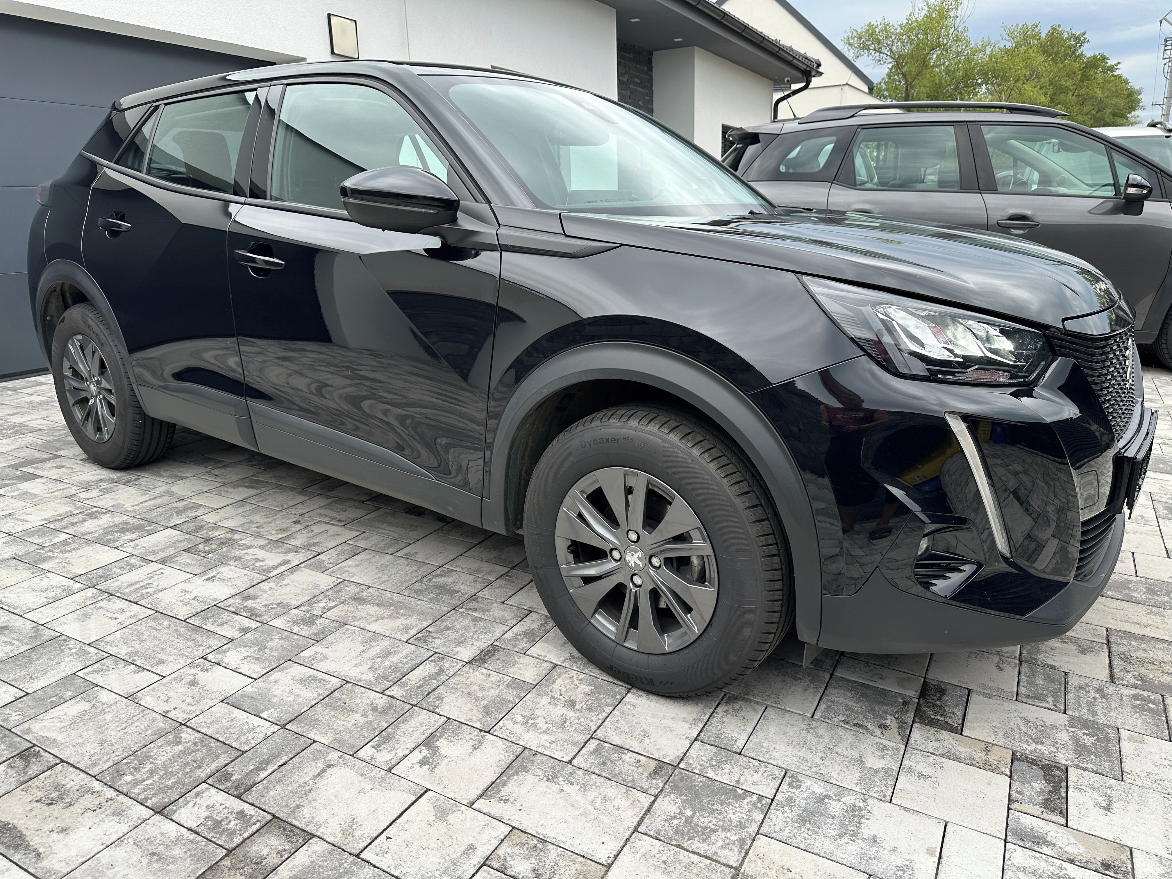 Peugeot 2008, 1,2 PT AUTOMAT, VYHŘ. SEDADLA - fotka 4