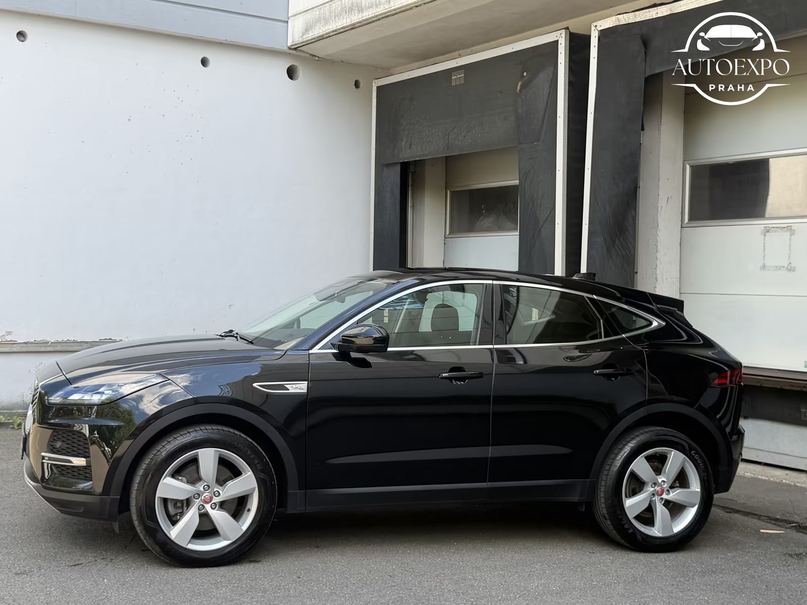 Jaguar E-Pace, E-PACE AWD*LED*R-Kamera - fotka 4