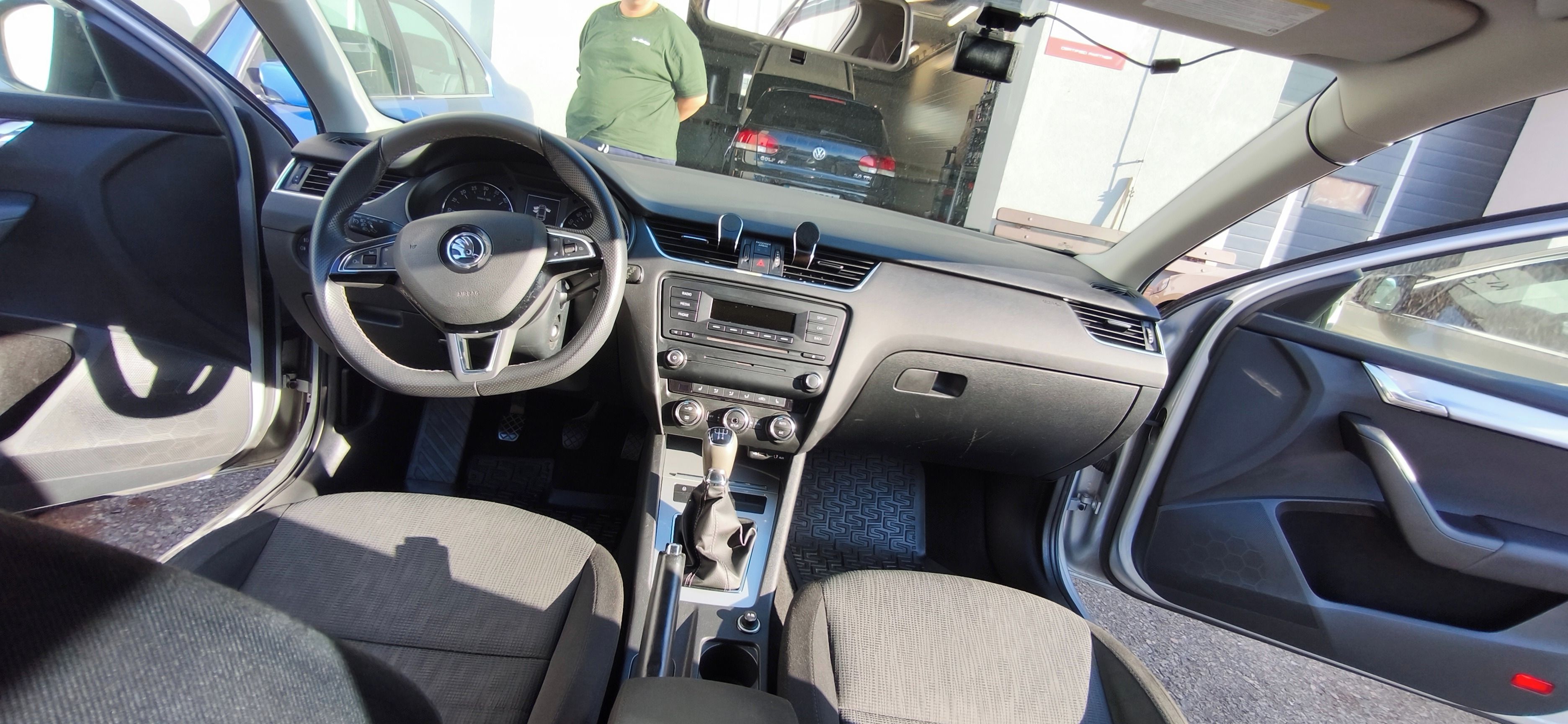 Škoda Octavia, Škoda Octavia 1,6 TDI, tažné - fotka 6