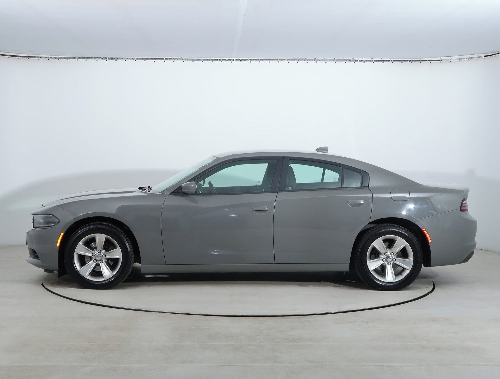 Dodge Charger, 3.6 V6, Automat, Navi - fotka 3