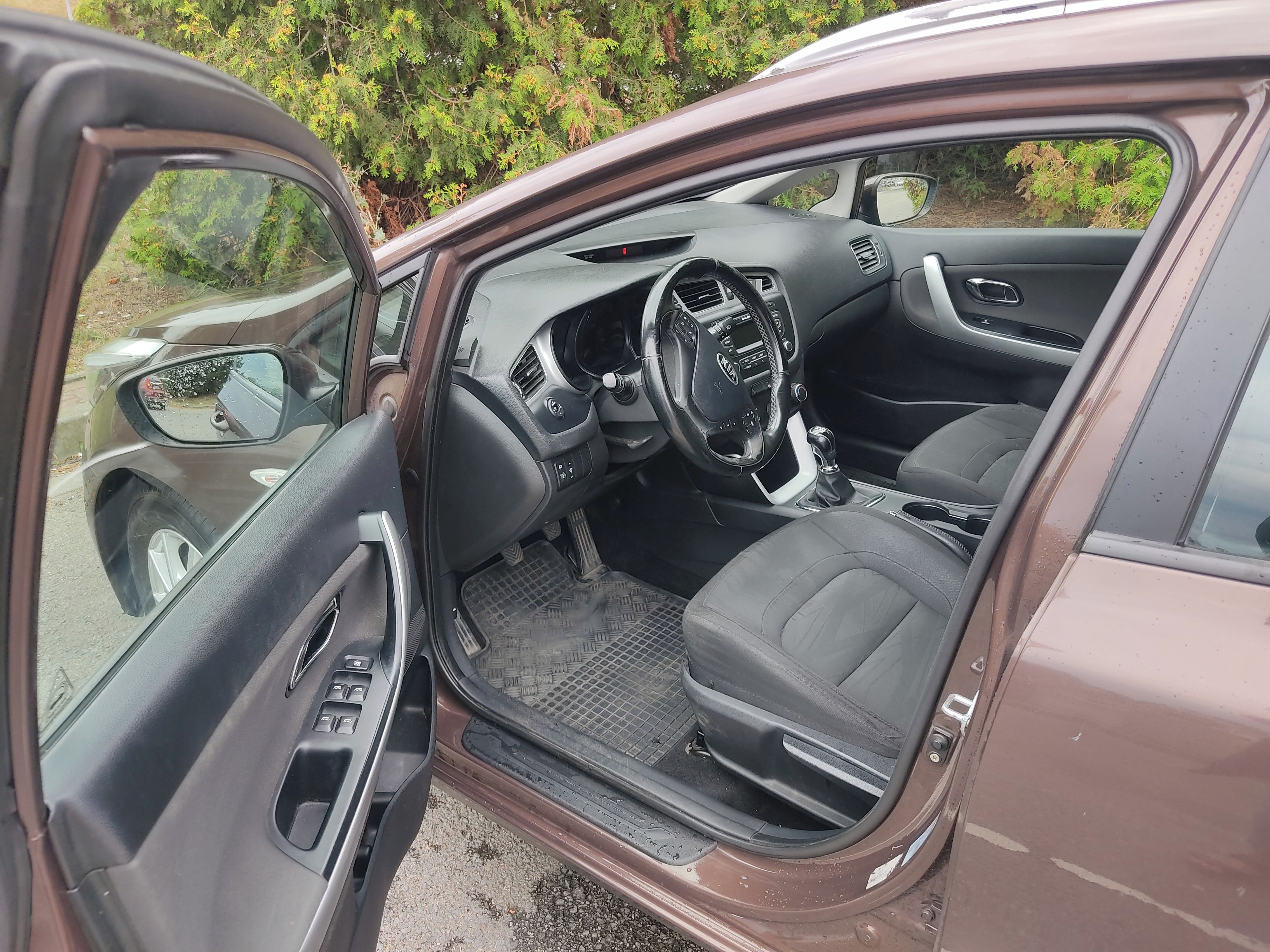 Kia Cee´d - fotka 6