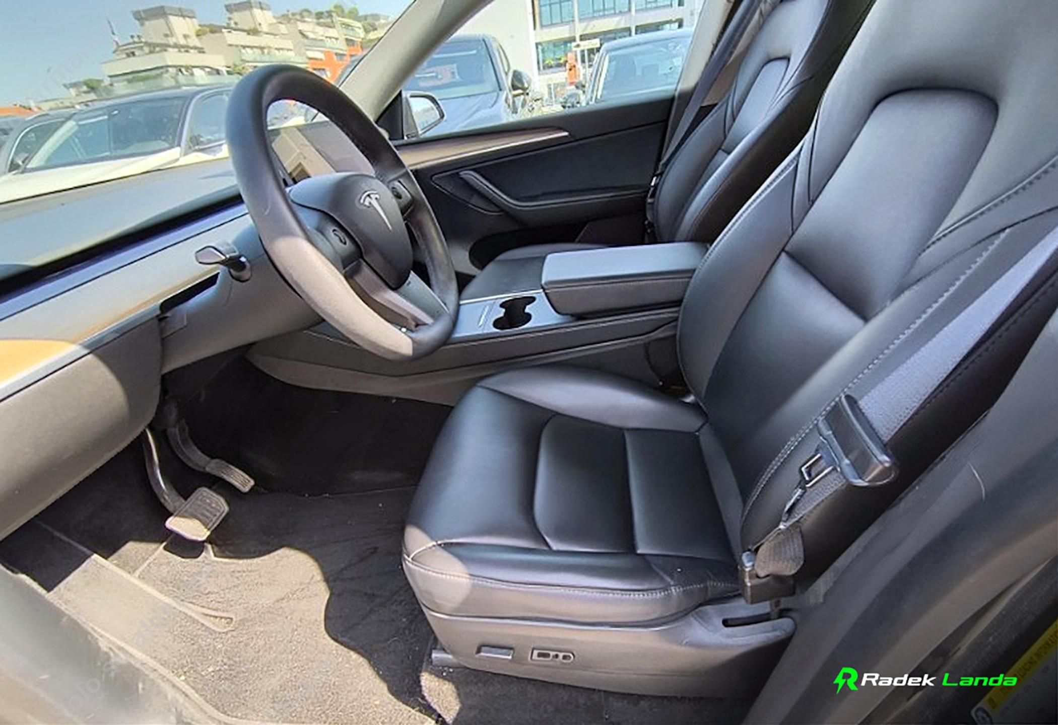 Tesla Model Y, LR Dual Motor | plné FSD - fotka 4