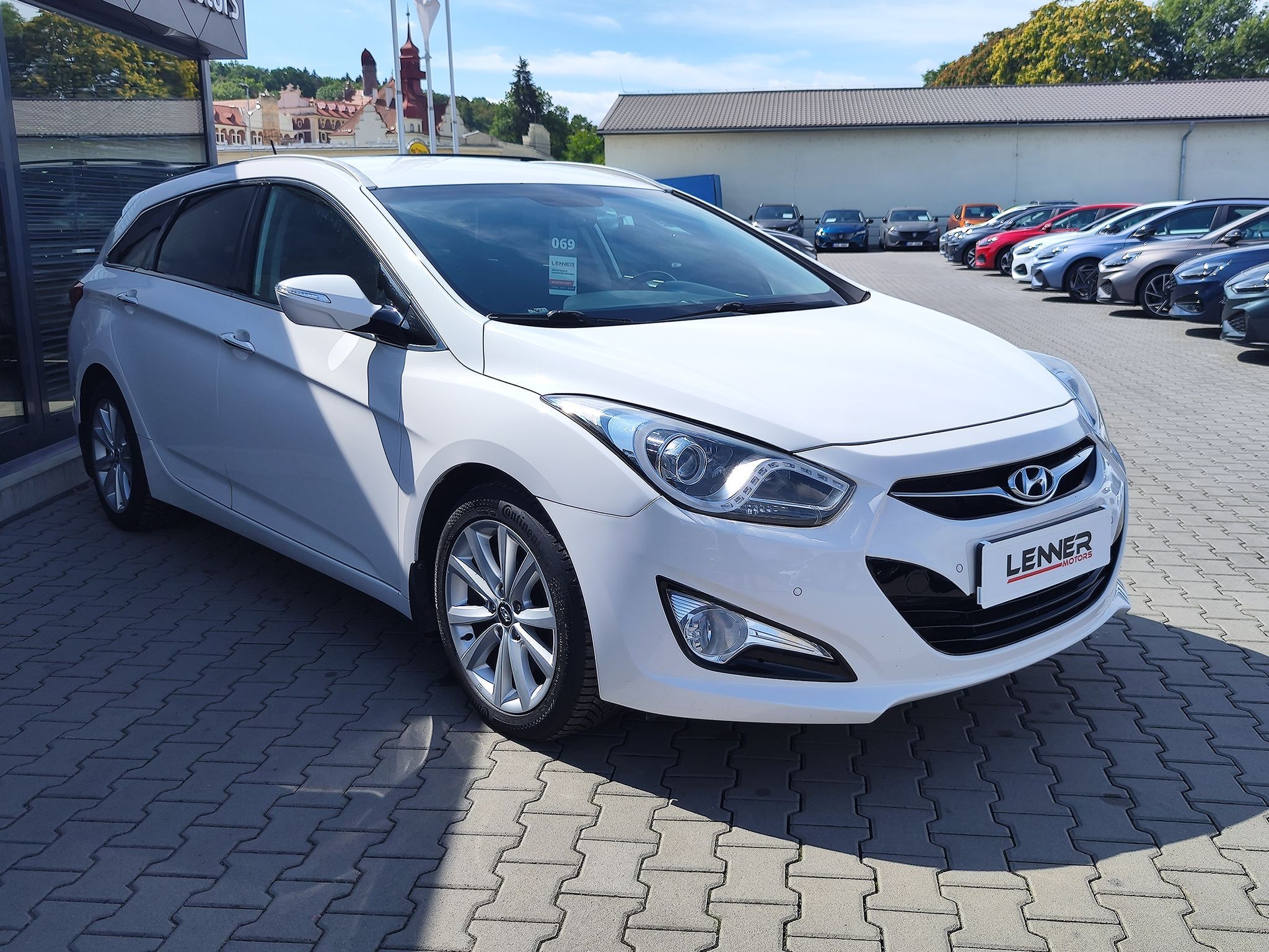 Hyundai i40, 1.7 CRDI/100kW Experience AT - fotka 3