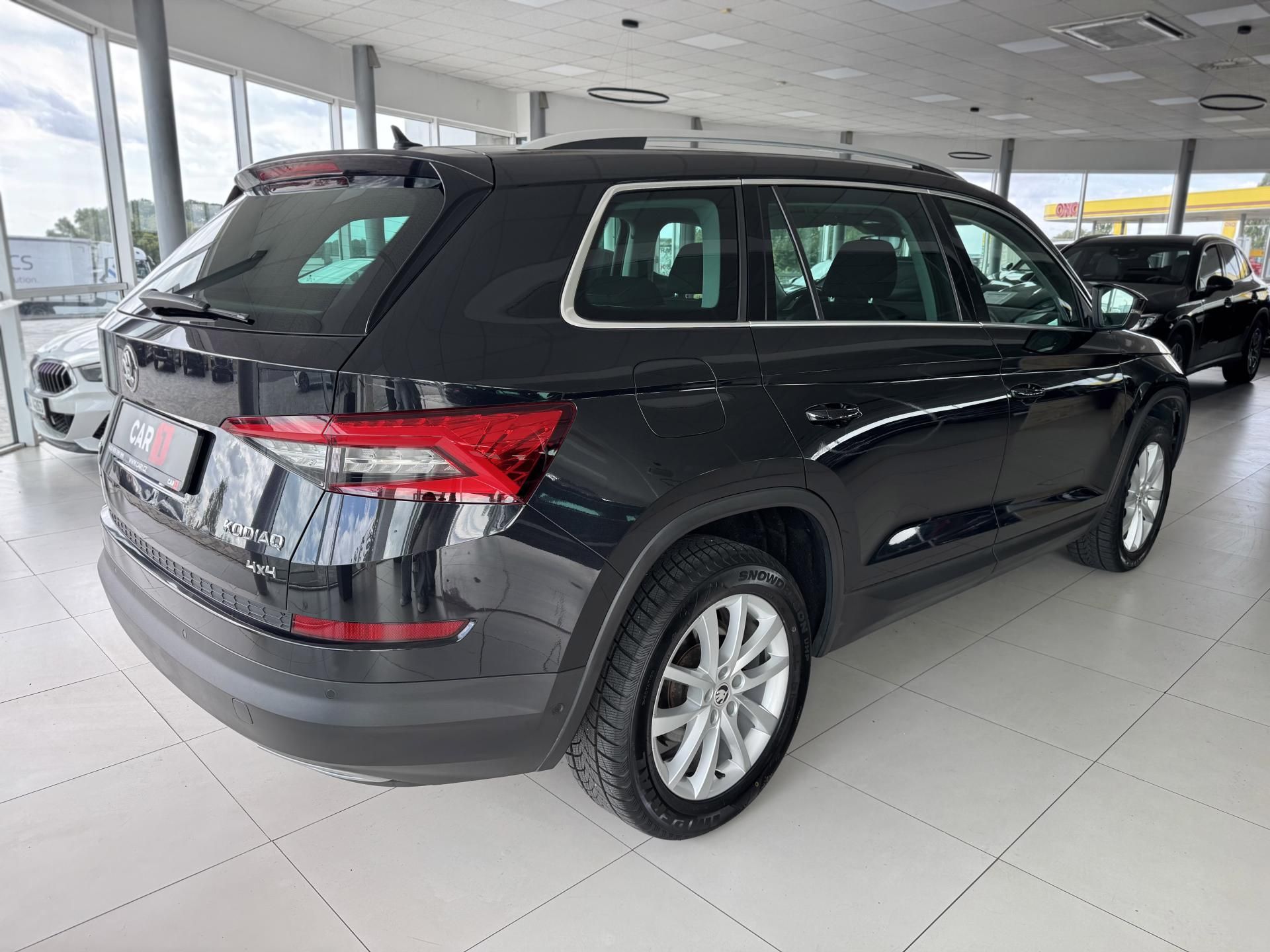 Škoda Kodiaq, 1,4TSI DSG*4x4*STYLE*360K*Pano - fotka 5