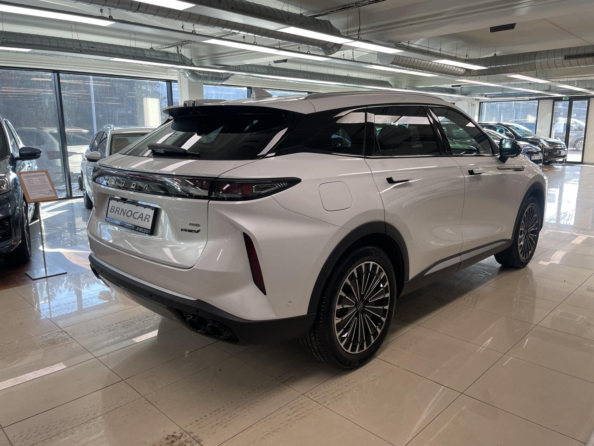 Omoda 9, Omoda 9 PHEV Premium - fotka 6