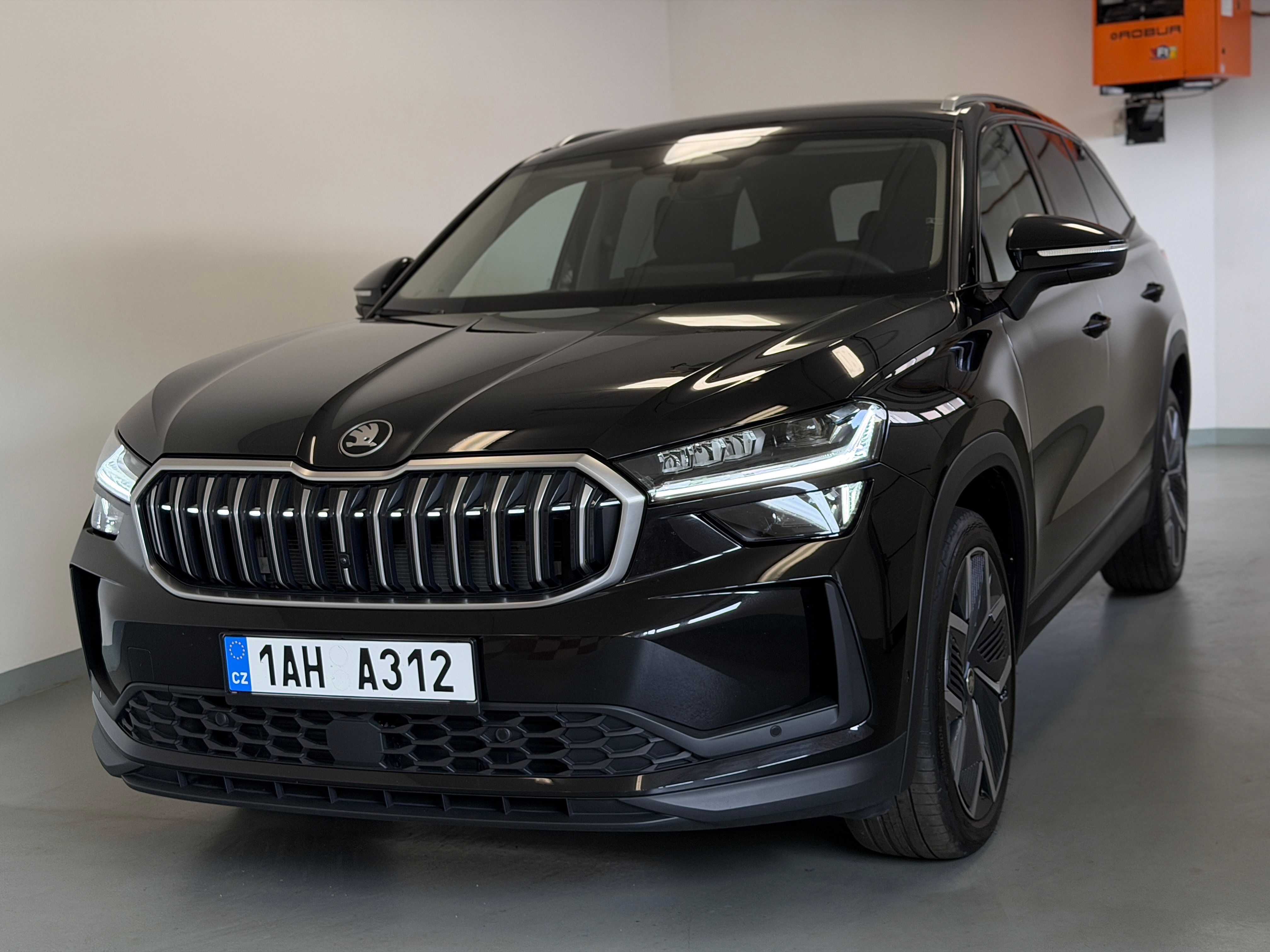 Škoda Kodiaq, 2.0 TDI  DSG 4x4 Exclusive - fotka 2