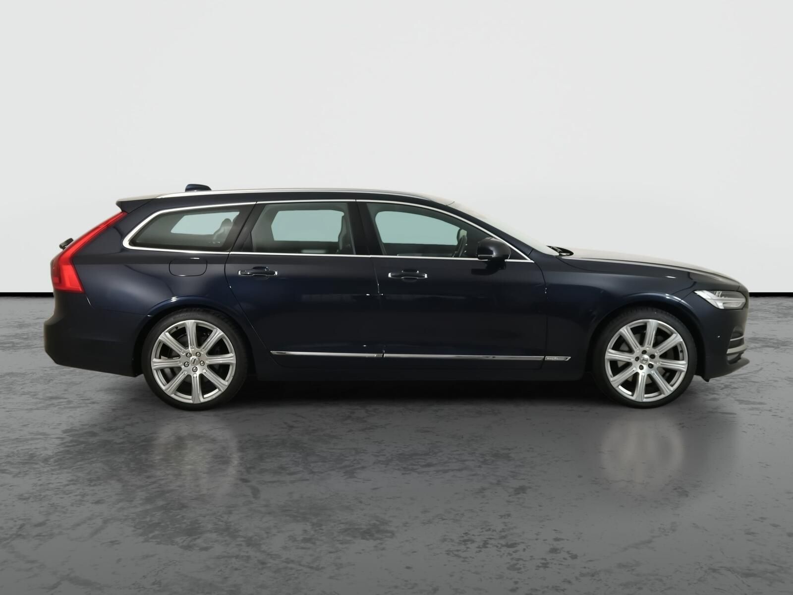 Volvo V90, D5 AWD, 4X4, Automat - fotka 6
