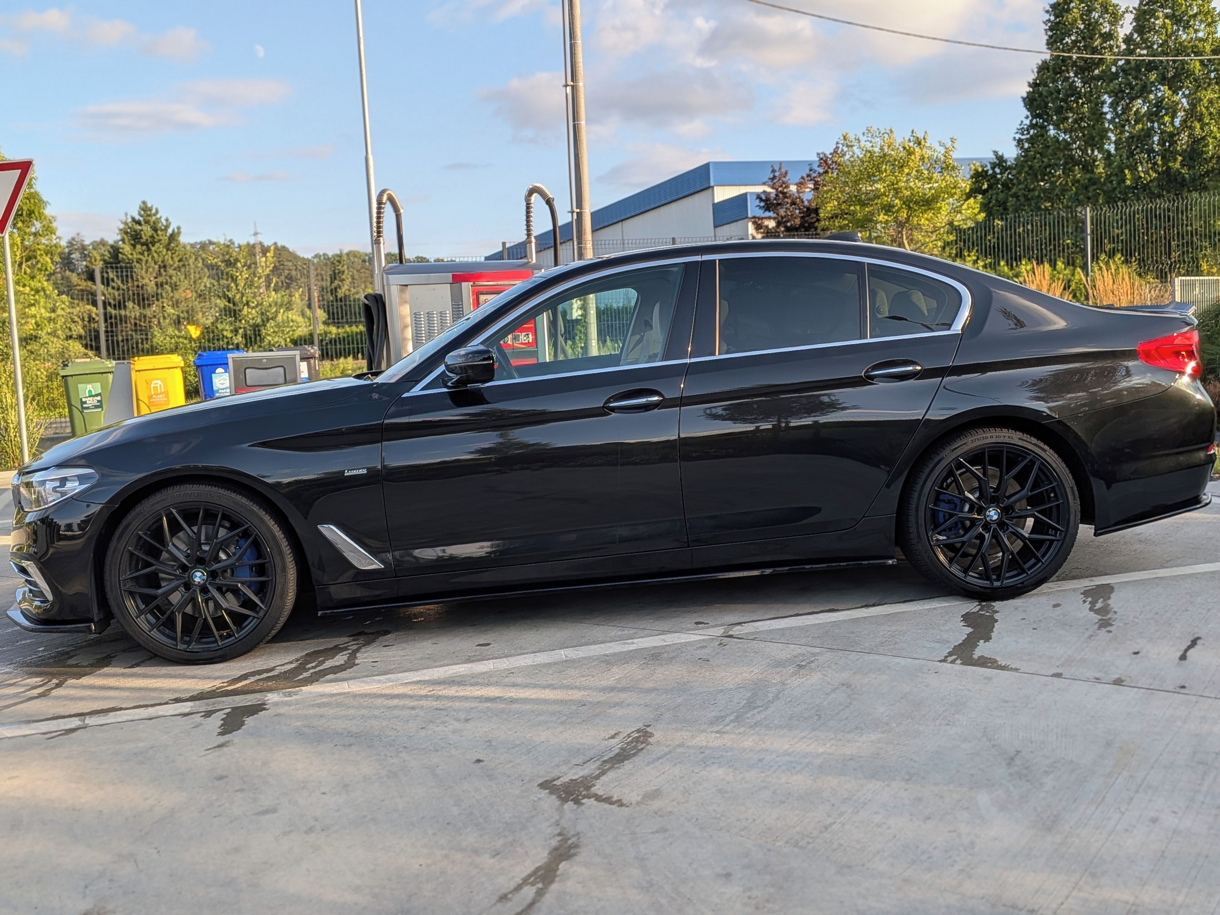 BMW Řada 5, Bmw g30 530d 195kw - fotka 3